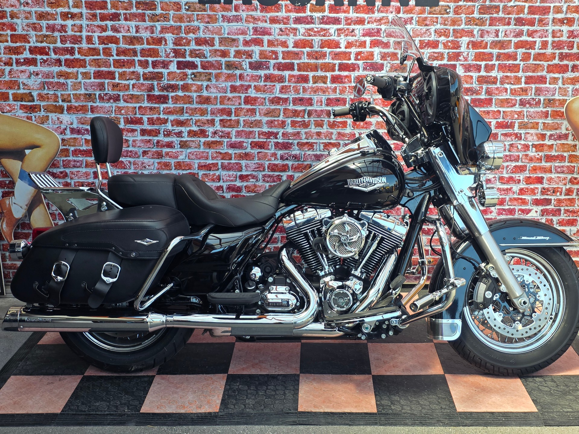 HARLEY-DAVIDSON FLHRC Road King Classic 103 ABS-image-2