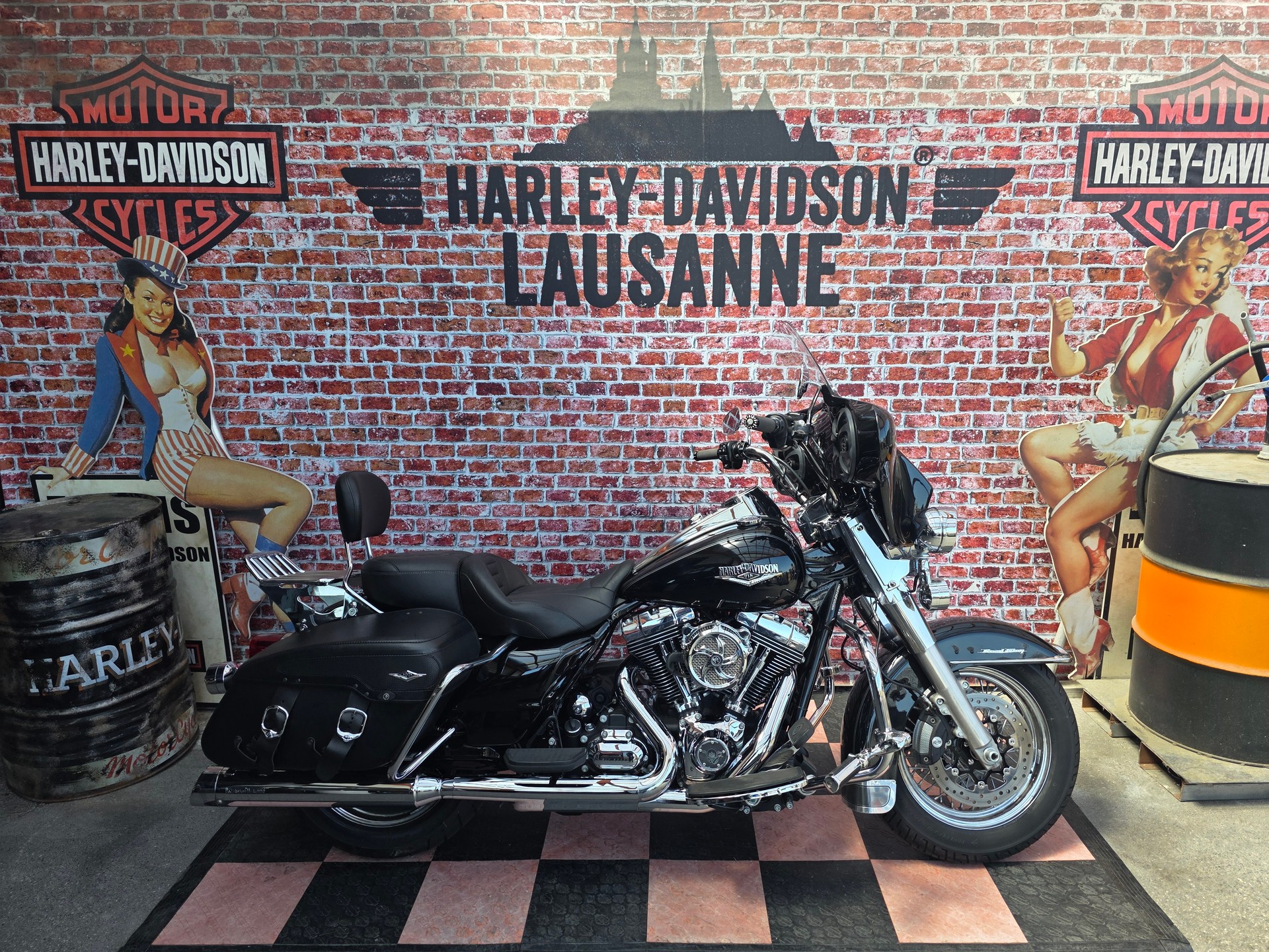 HARLEY-DAVIDSON FLHRC Road King Classic 103 ABS-image-0