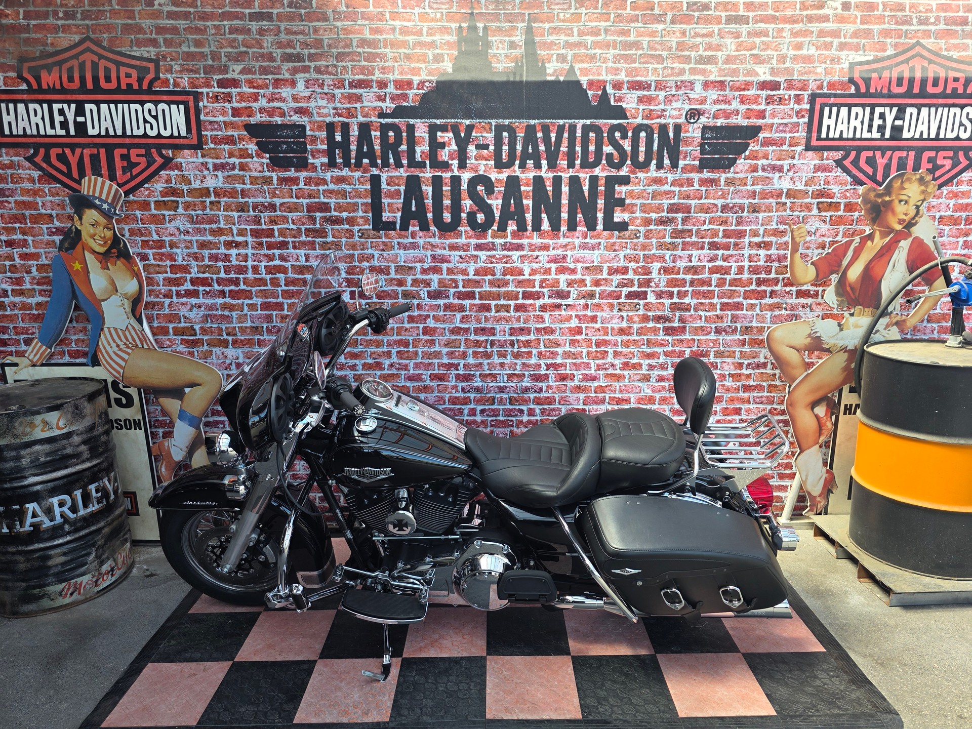 HARLEY-DAVIDSON FLHRC Road King Classic 103 ABS-image-1