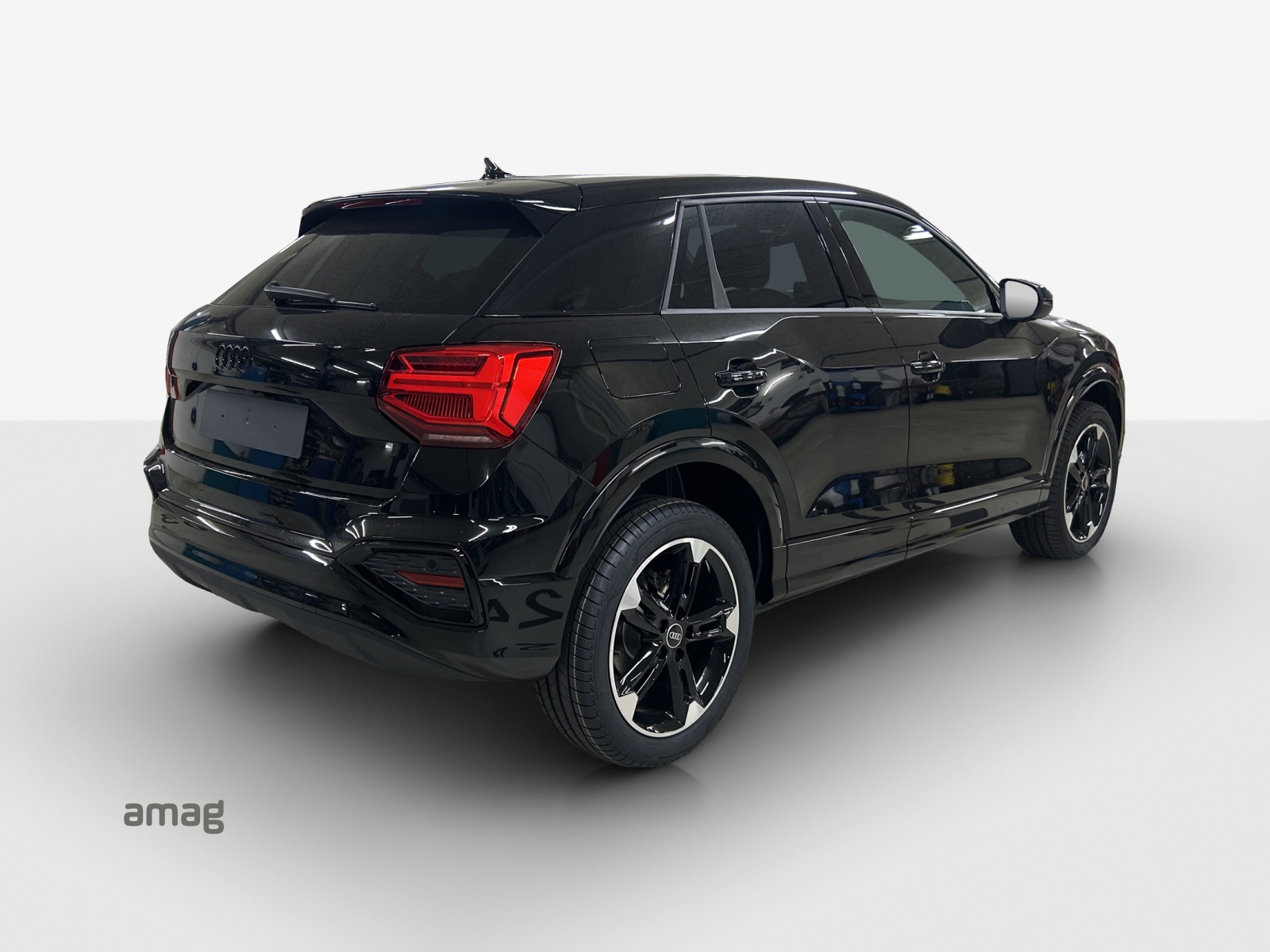 AUDI Q2 35 TFSI advanced S-tronic-showroom-element-3