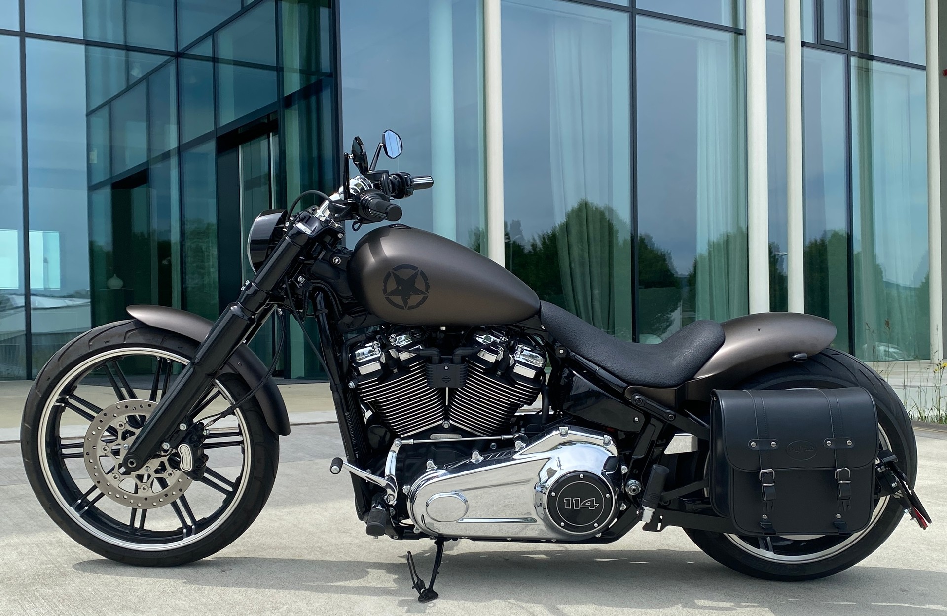 HARLEY-DAVIDSON FXBRS Breakout 114-image-4