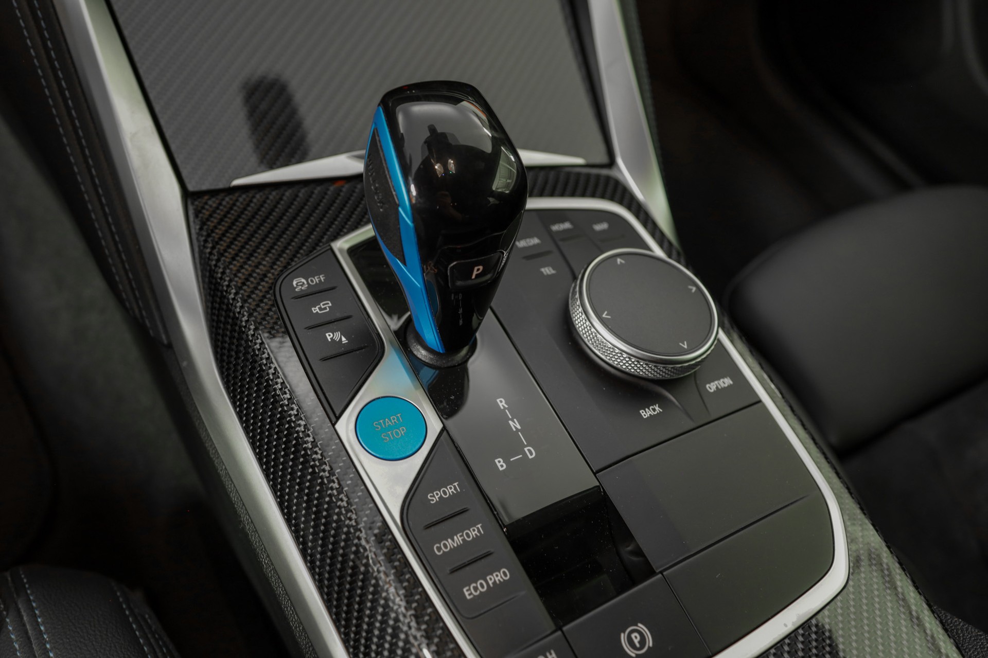 BMW i4 eDrive 35 M Sport Pro-image-15