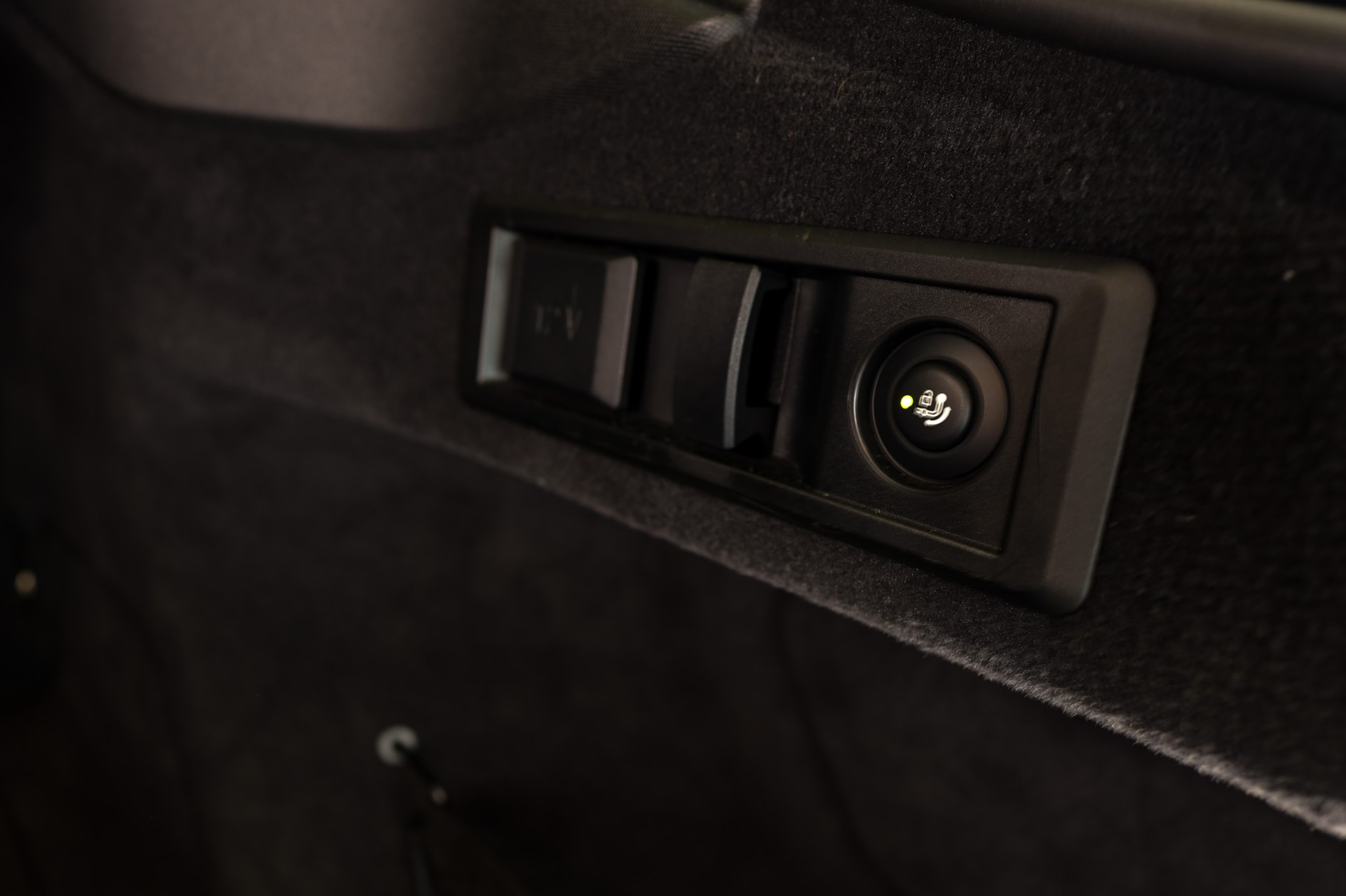 BMW i4 eDrive 35 M Sport Pro-image-19