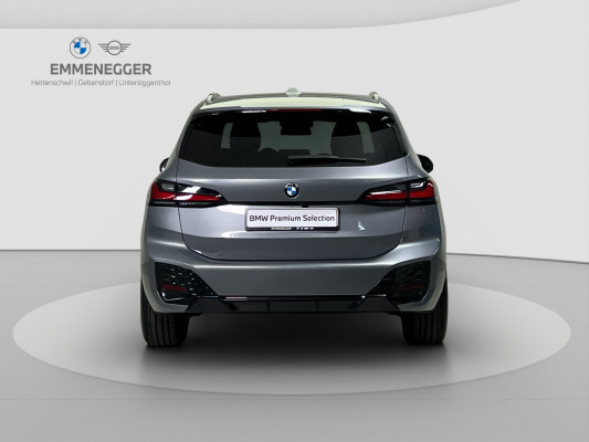 BMW 223i Active Tourer-showroom-element-3