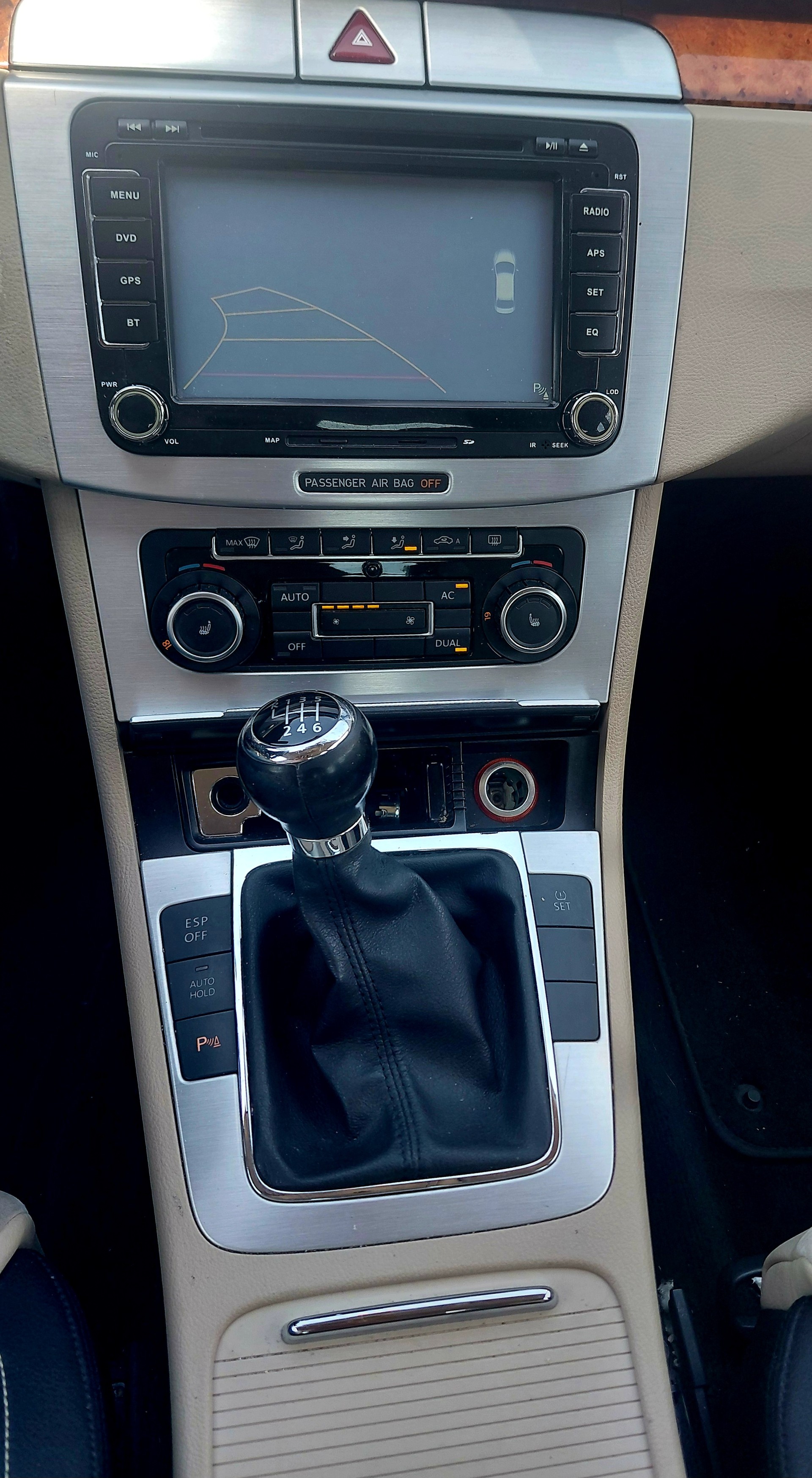 VW Passat CC 1.8 TSI-image-11