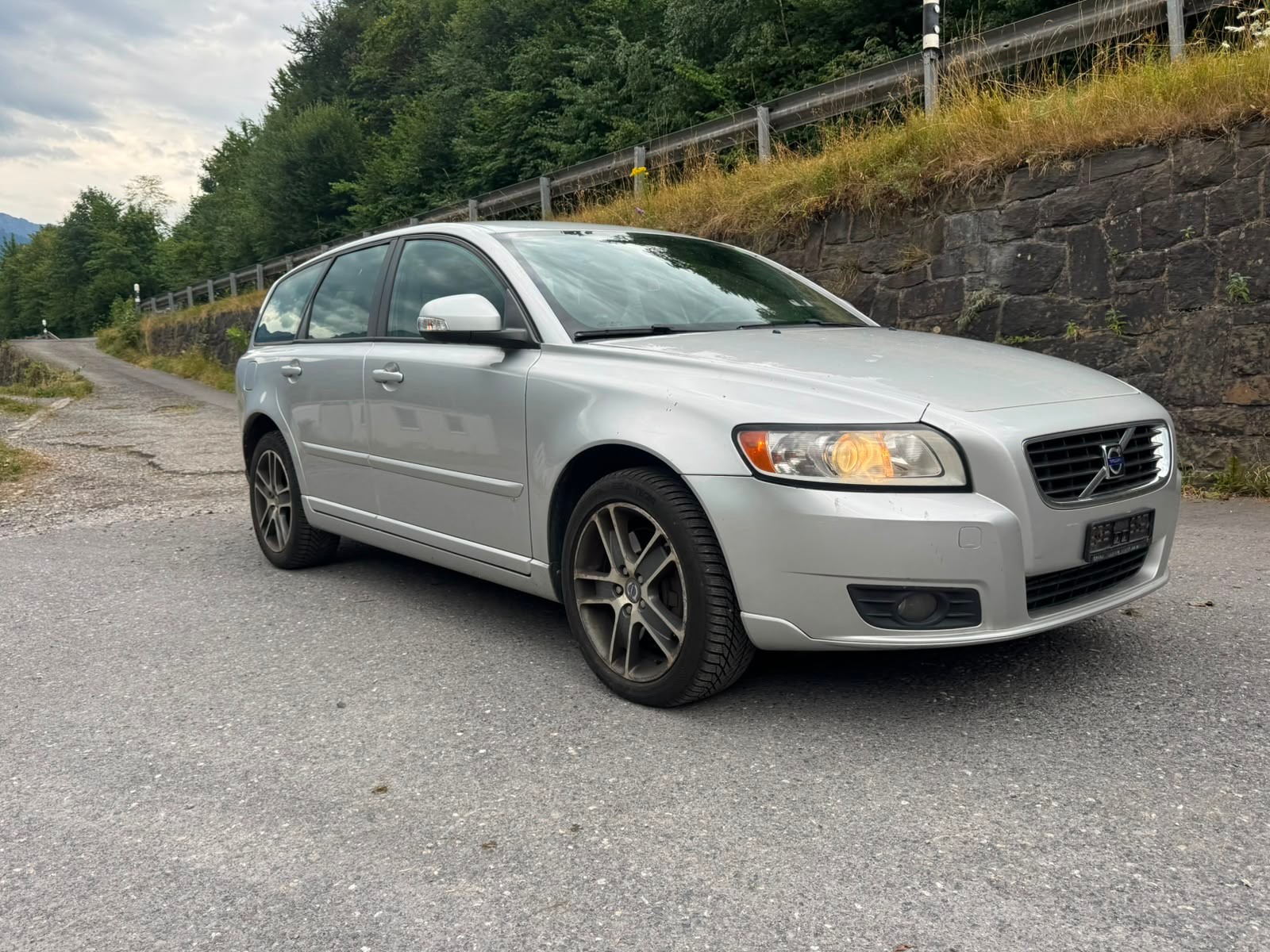 VOLVO V50 T5 AWD Limited Geartronic-image-2