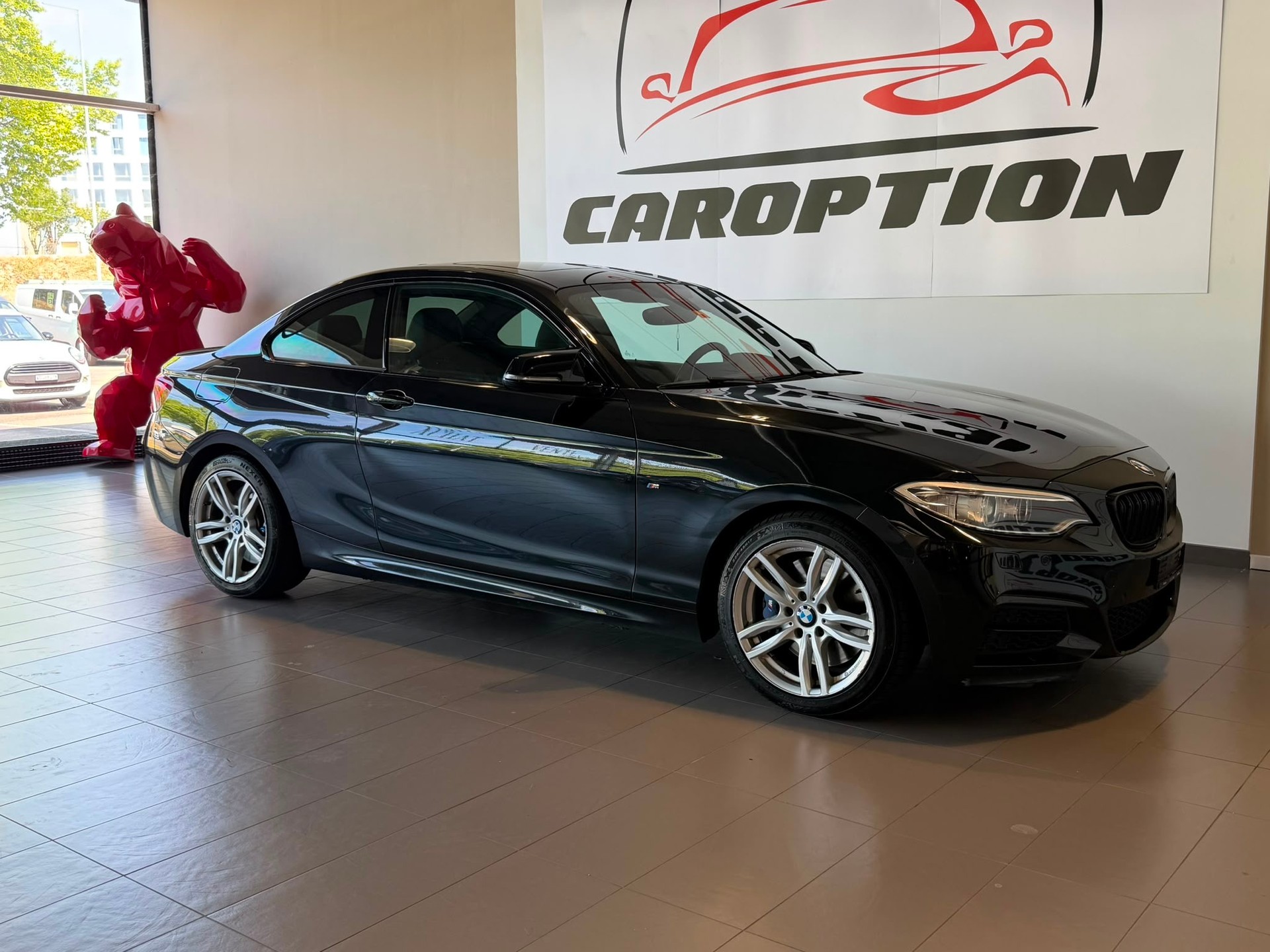 BMW M240i xDrive Steptronic-showroom-element-1