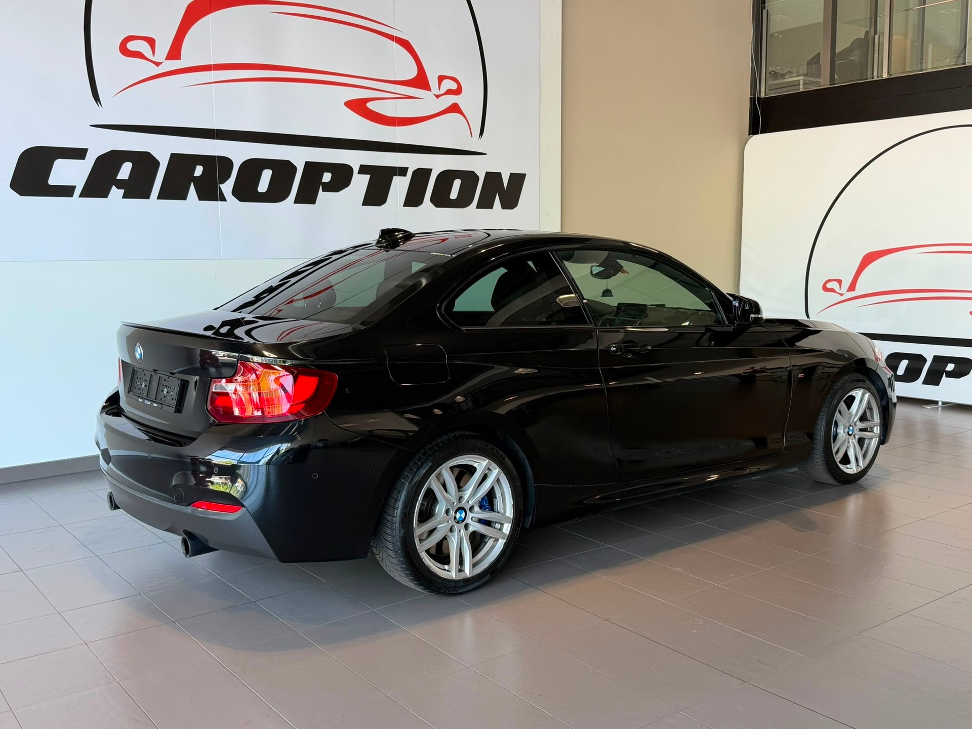 BMW M240i xDrive Steptronic-image-7