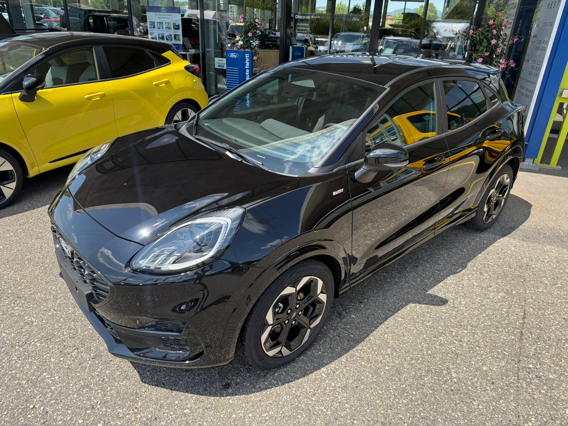 FORD Puma 1.0 MHEV ST-Line X Automat Black & White Edition - Sondermodell-showroom-element-2