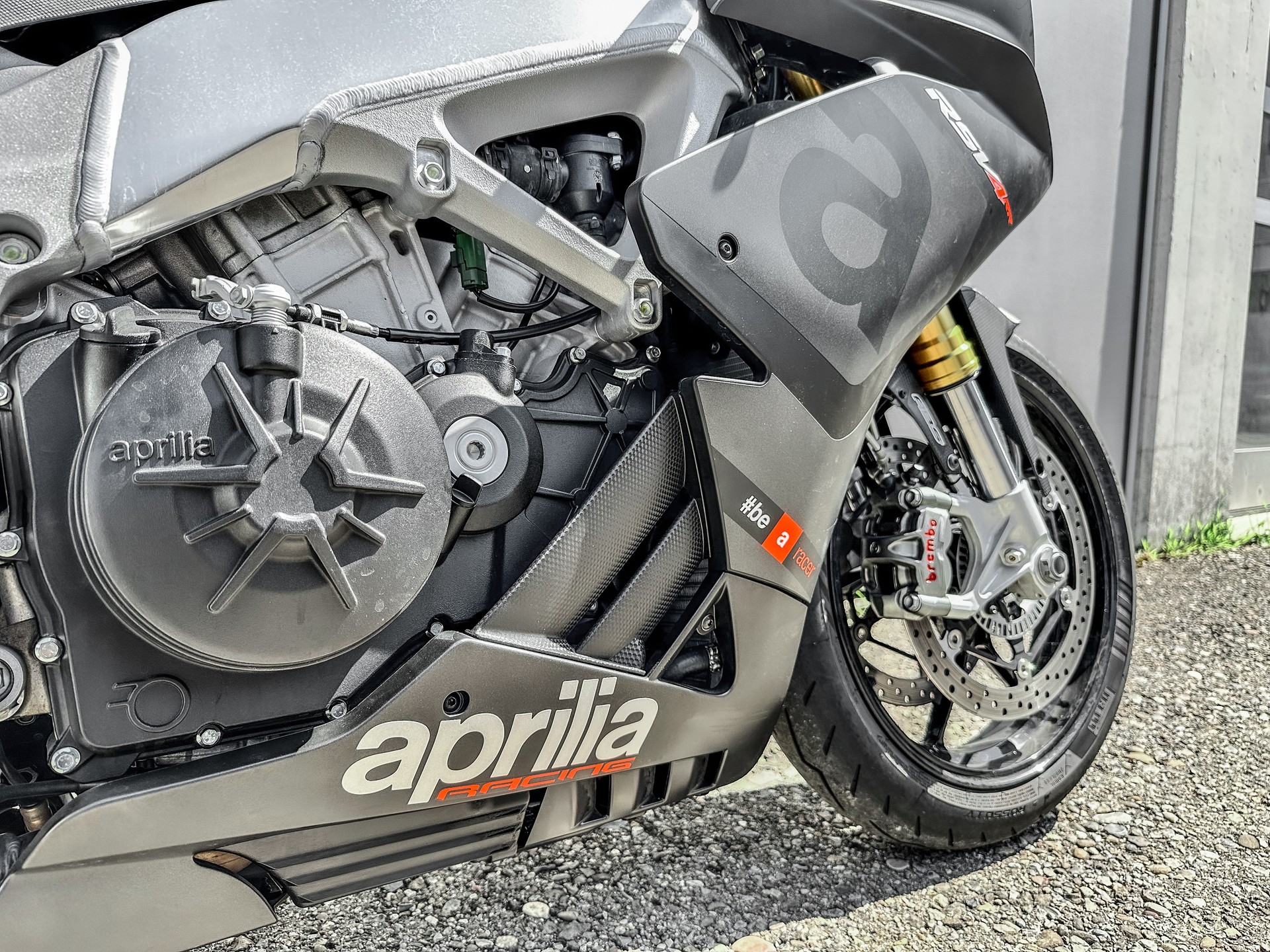 APRILIA RSV4 RR-image-3