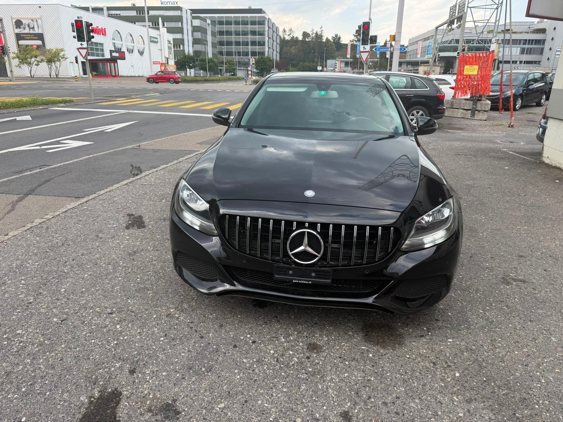 MERCEDES-BENZ C 180 BlueTEC AMG Line 7G-Tronic