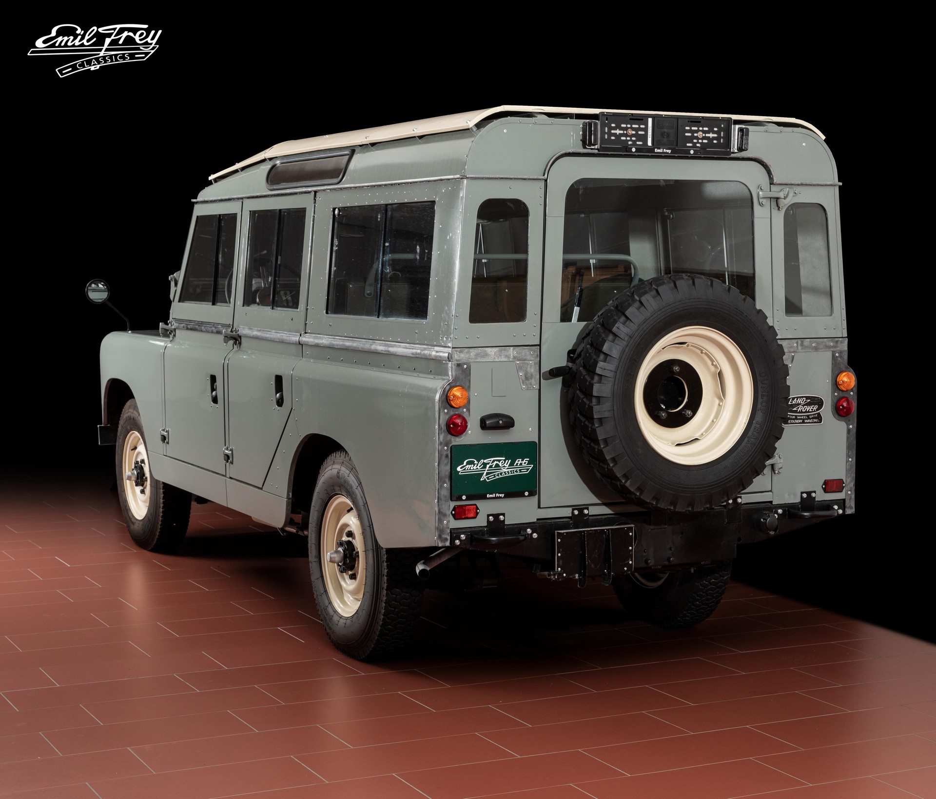 LAND ROVER 109 Serie II-showroom-element-2