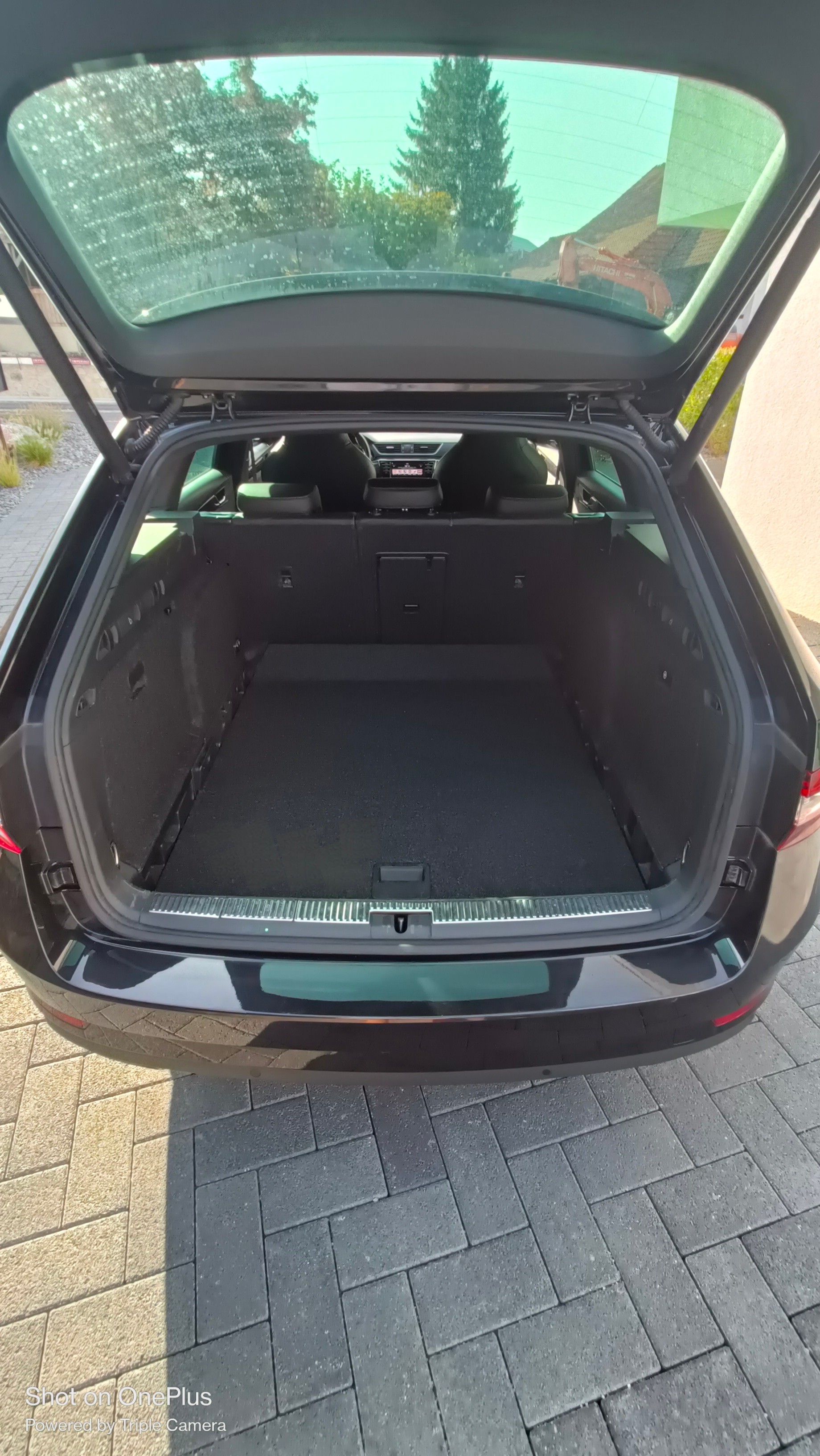 SKODA 2.0 TSI 280 SportLine 4x4 DSG-image-6