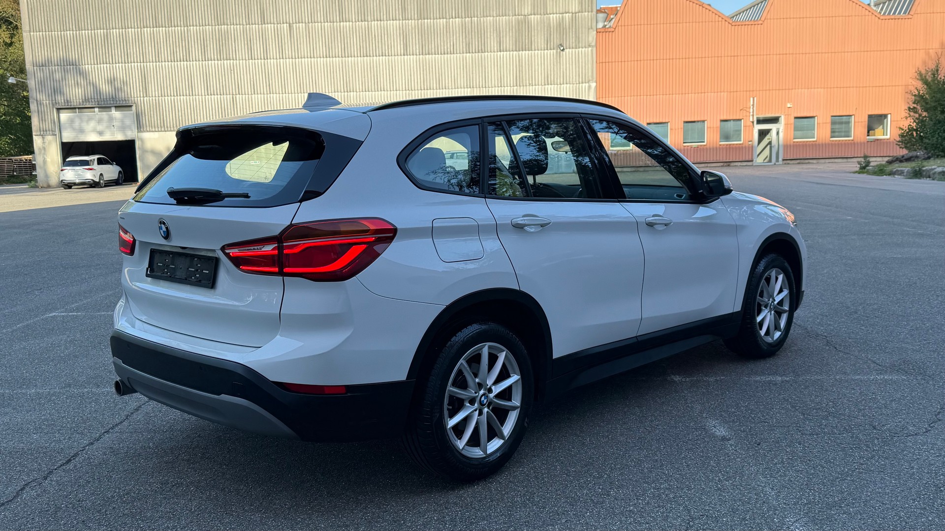 BMW X1 sDrive 18i Steptronic DSK-image-7