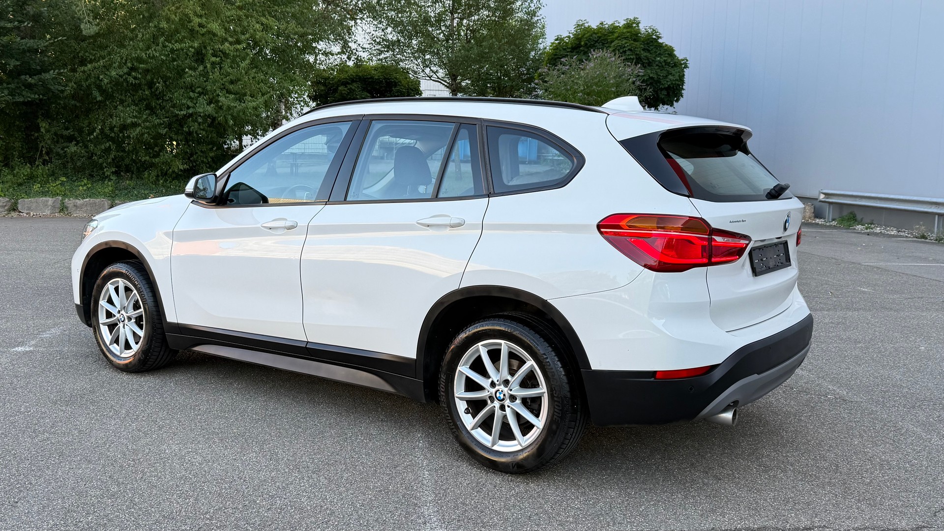 BMW X1 sDrive 18i Steptronic DSK-image-3