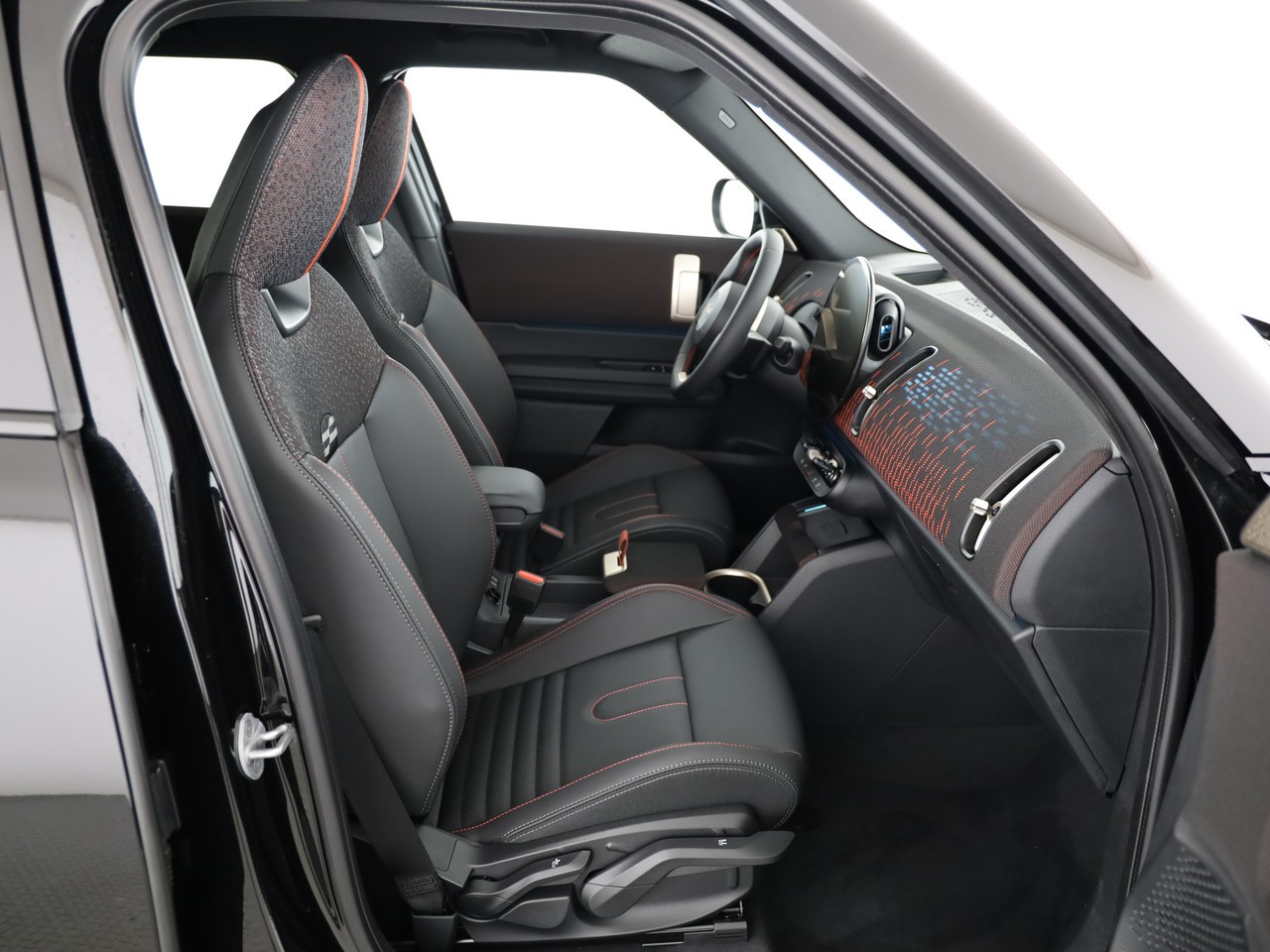 MINI Countryman SE ALL 4-image-16