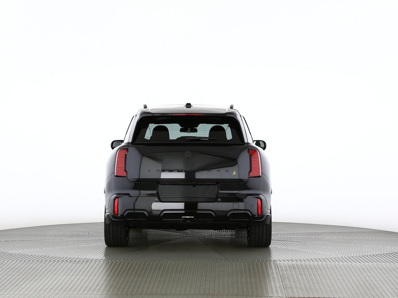 MINI Countryman SE ALL 4-showroom-element-3