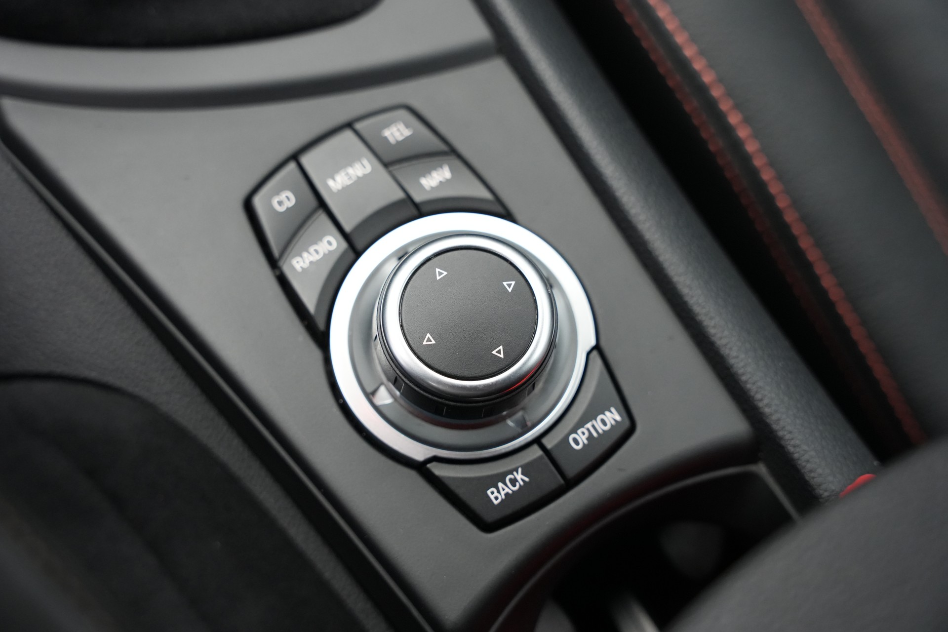 BMW 1er M Coupé *CH-Fahrzeug* *Eisenmann Abgasanlage*-image-27