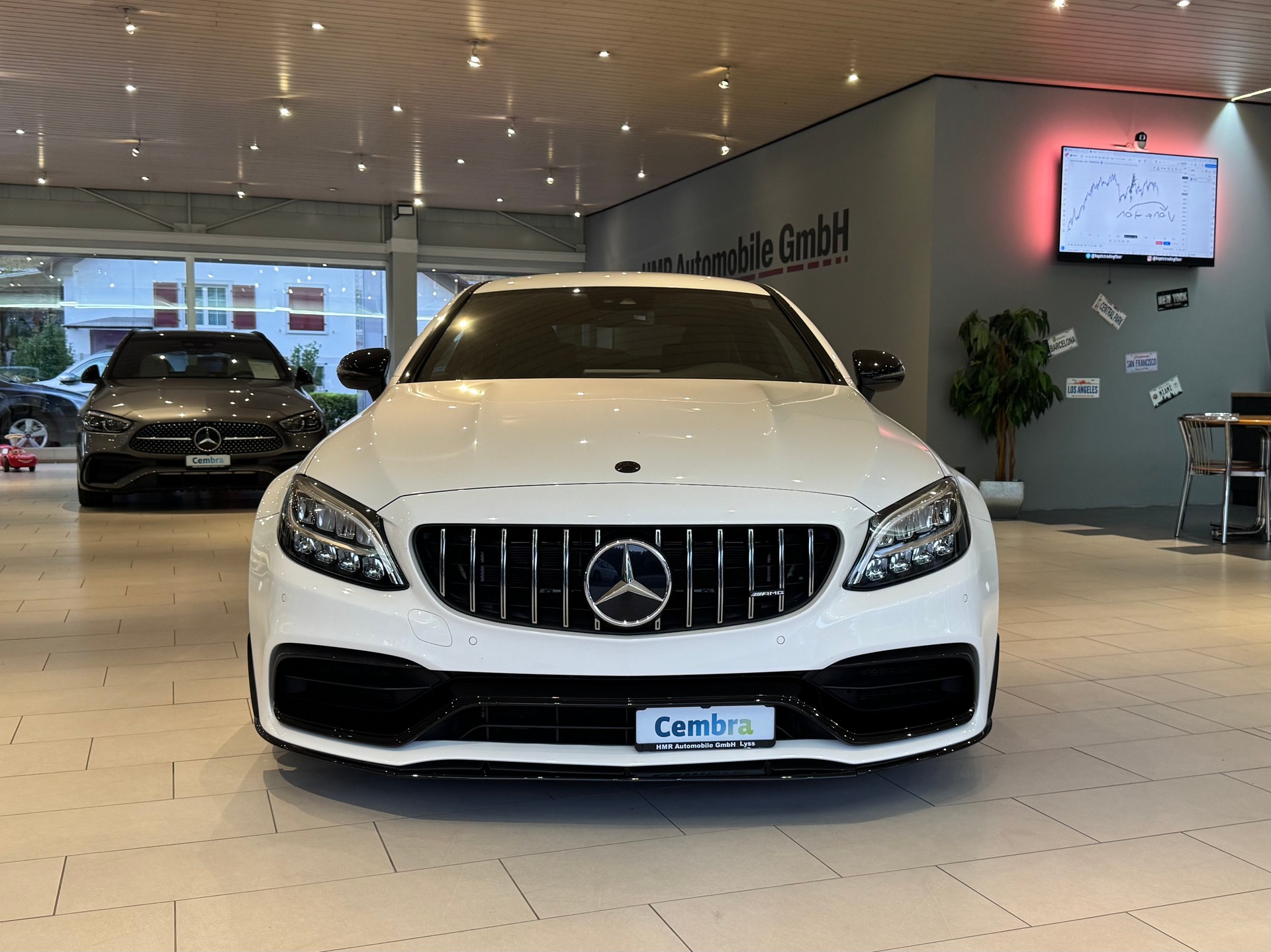 MERCEDES-BENZ C 63 S AMG 9G-tronic-image-4