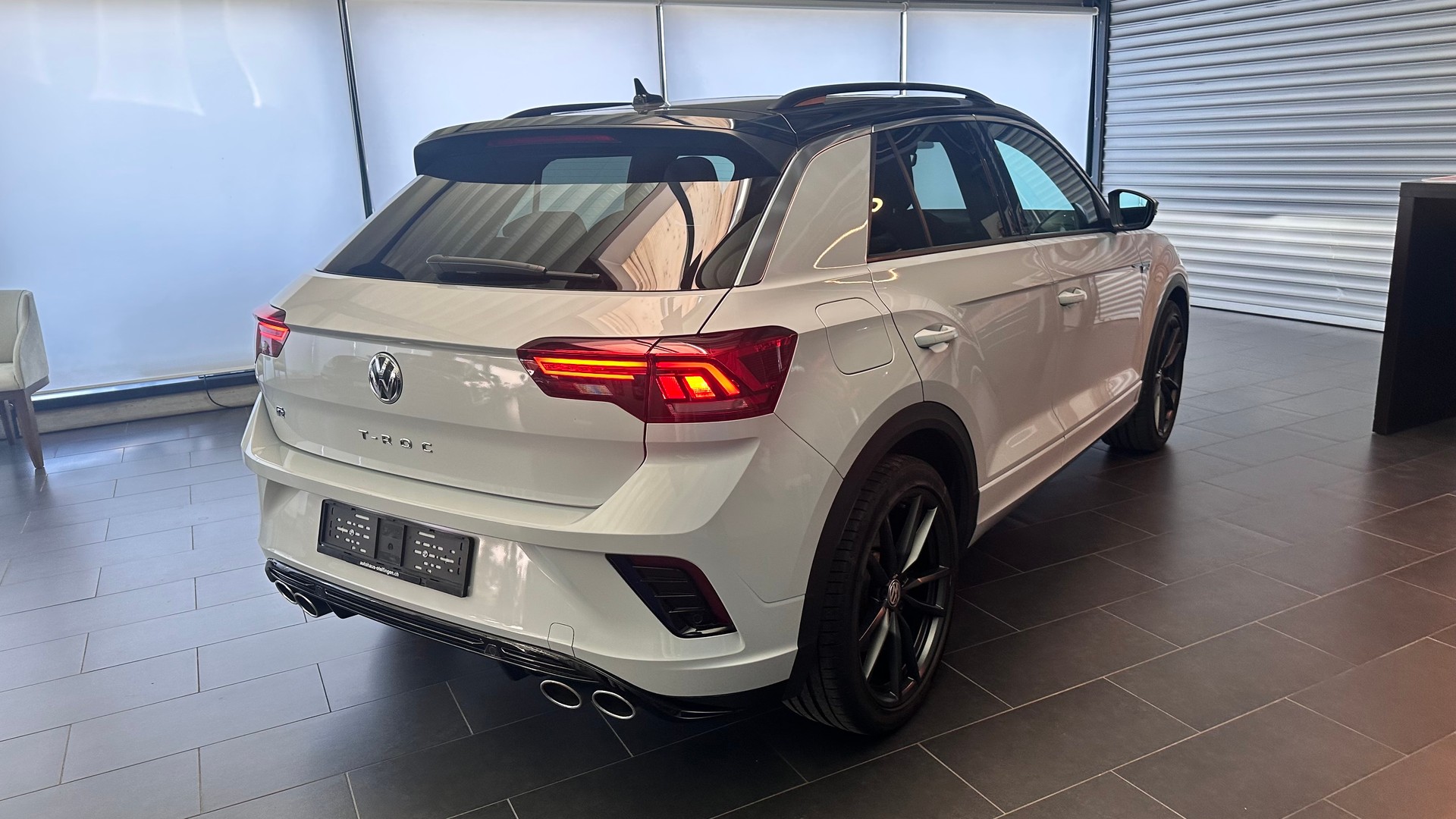 VW T-Roc 2.0 TSI R DSG 4motion-image-19