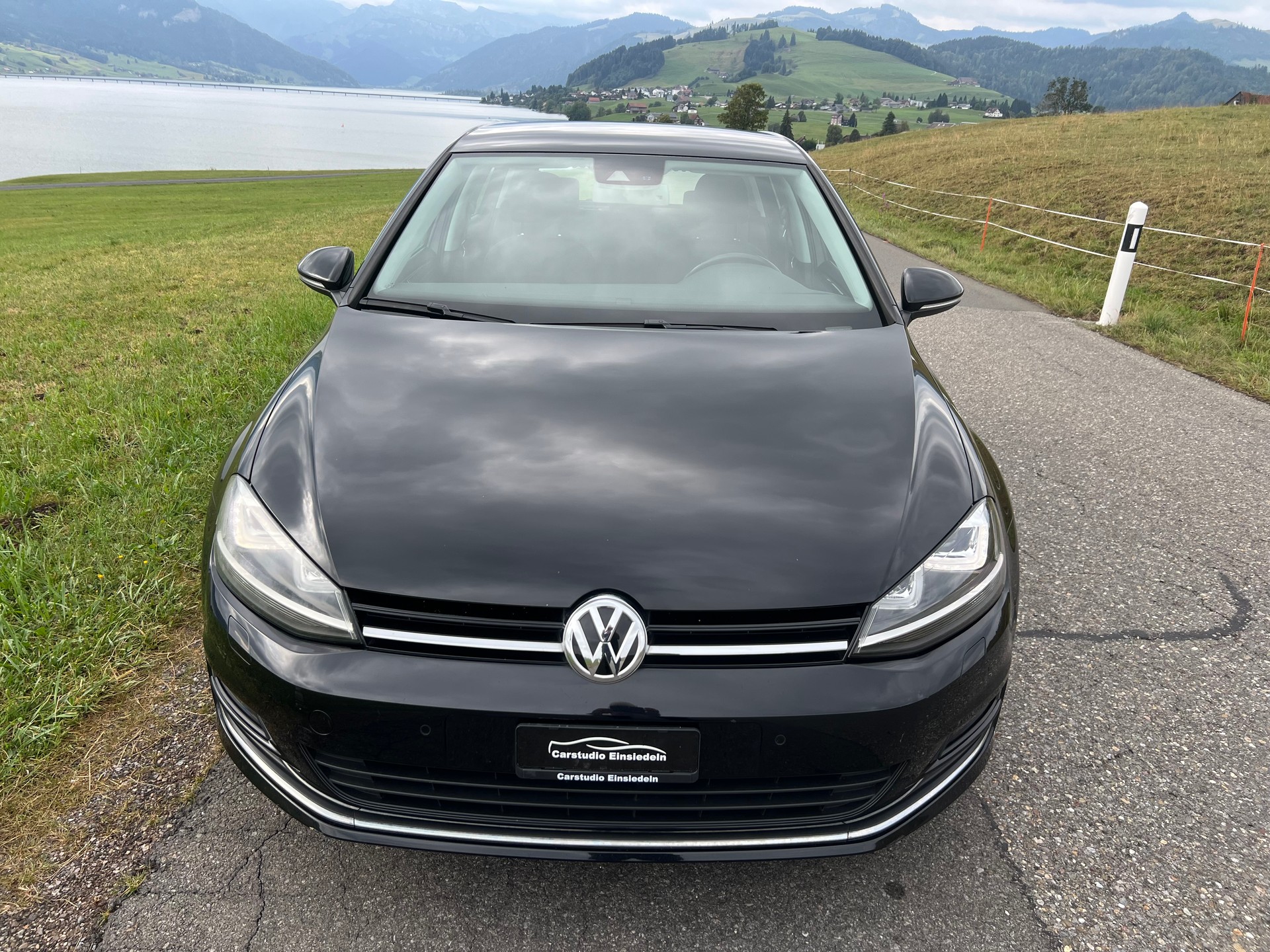 VW Golf 1.4 TSI Highline-image-1