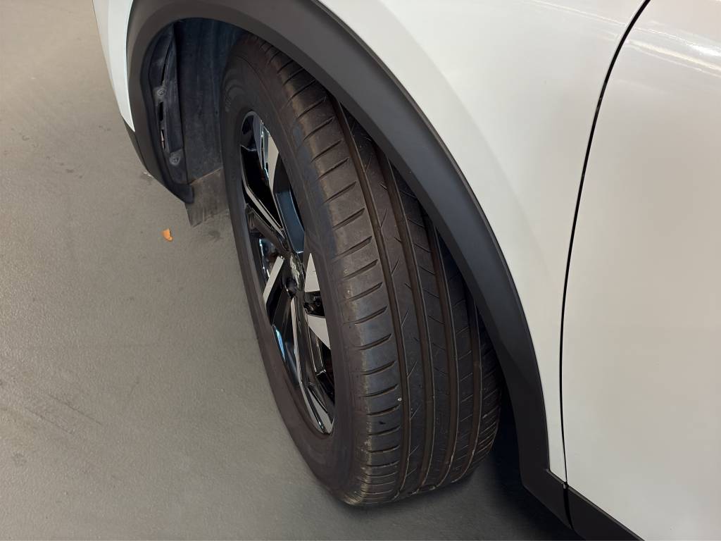 PEUGEOT 2008 e Allure Pack-image-11