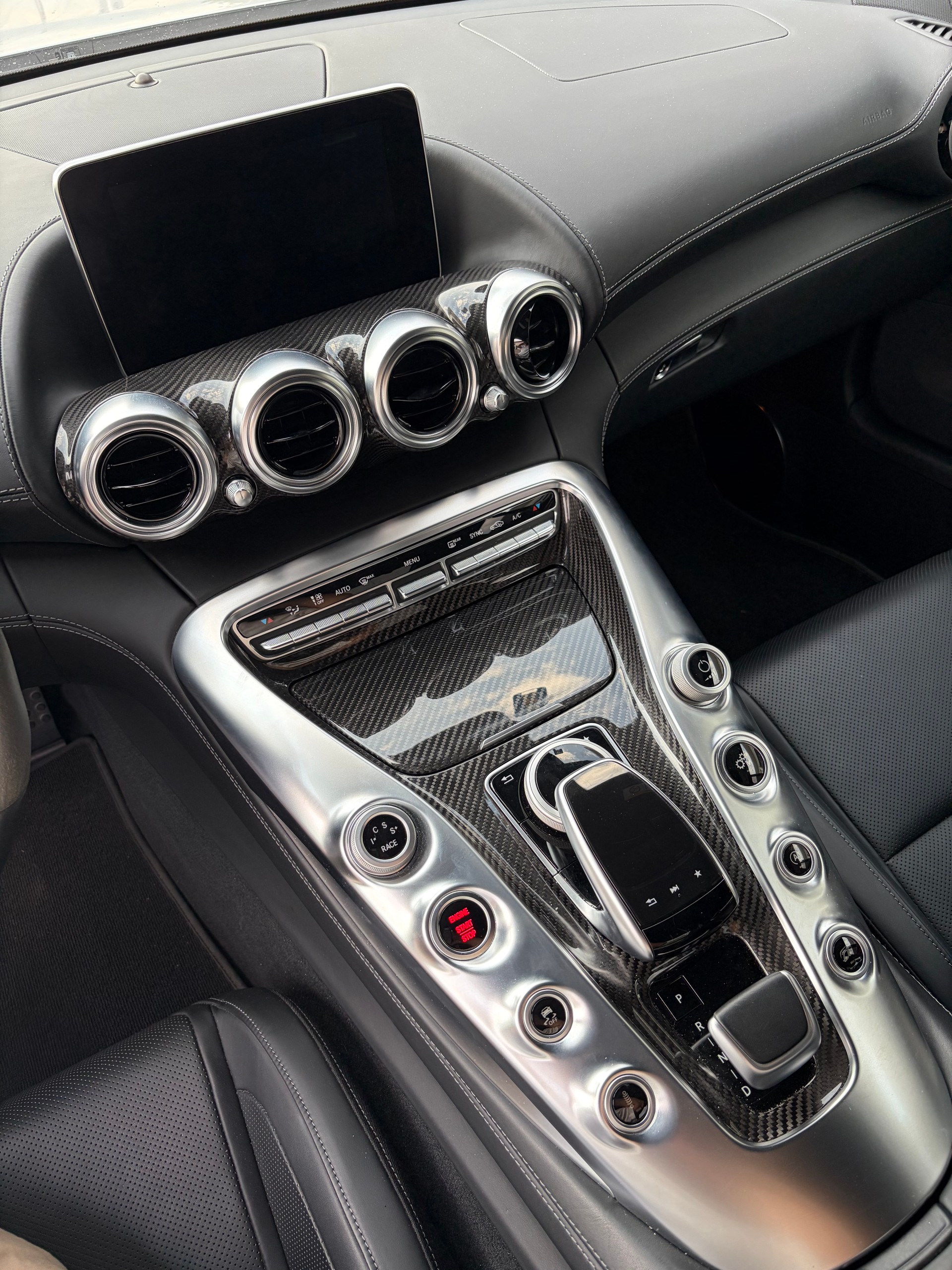 MERCEDES-BENZ AMG GT S-image-4