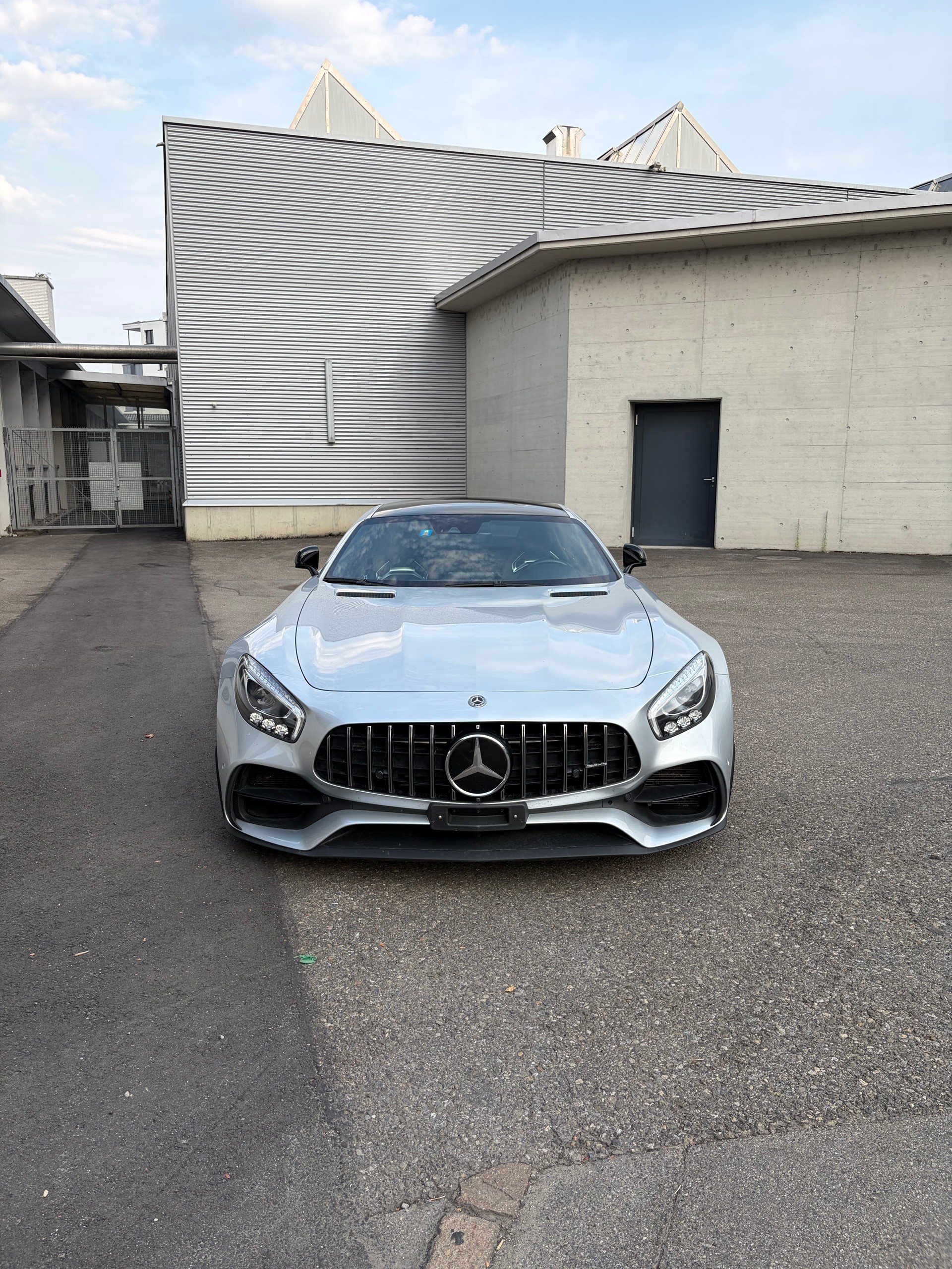 MERCEDES-BENZ AMG GT S