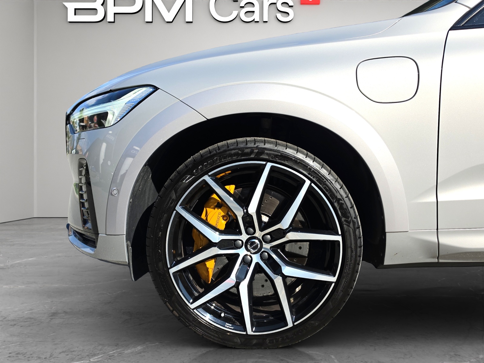 VOLVO XC60 2.0 T8 TE Polestar eAWD-image-6