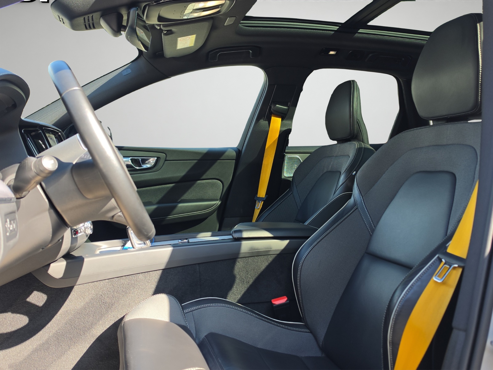 VOLVO XC60 2.0 T8 TE Polestar eAWD-image-7