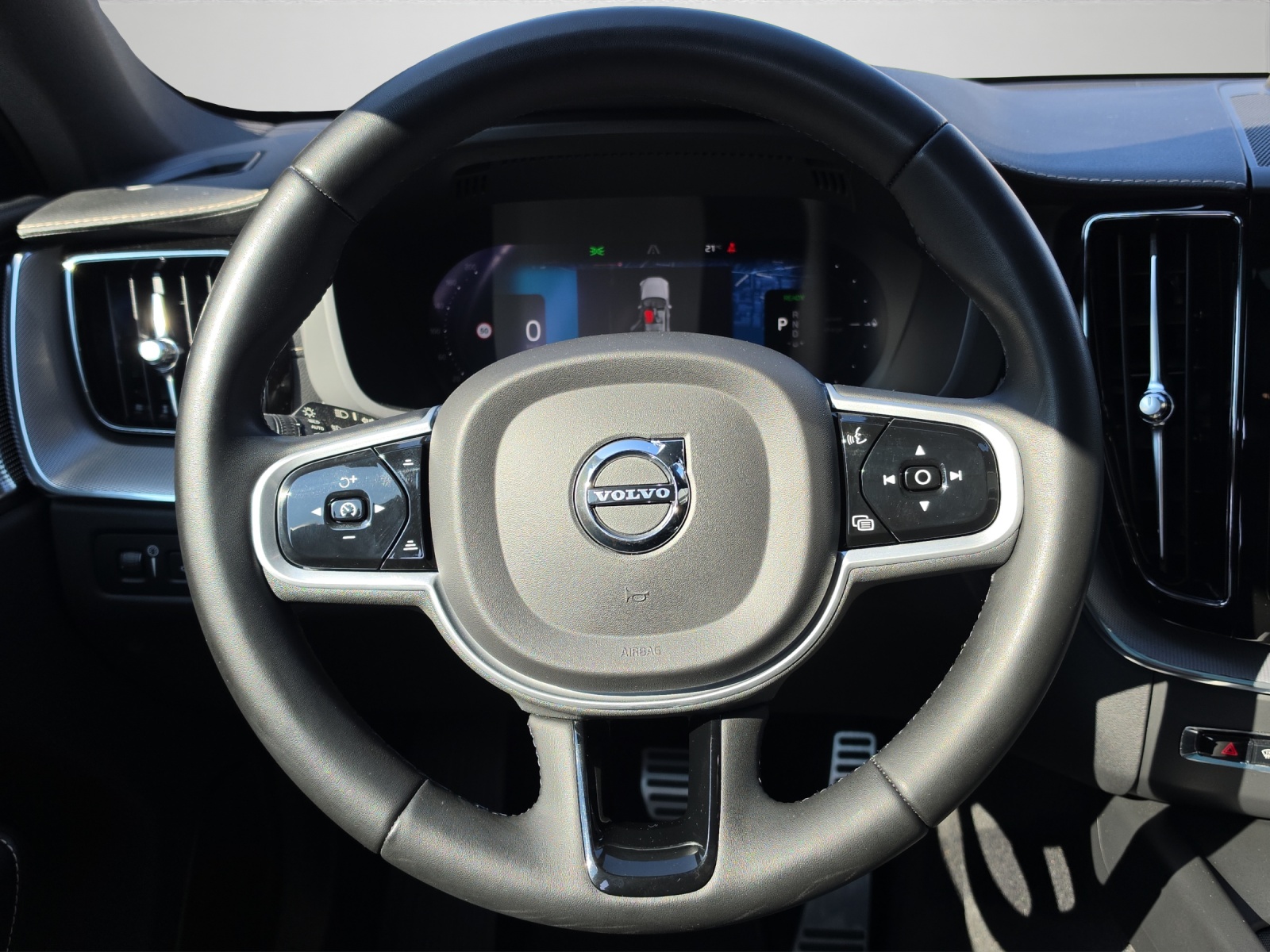 VOLVO XC60 2.0 T8 TE Polestar eAWD-image-8
