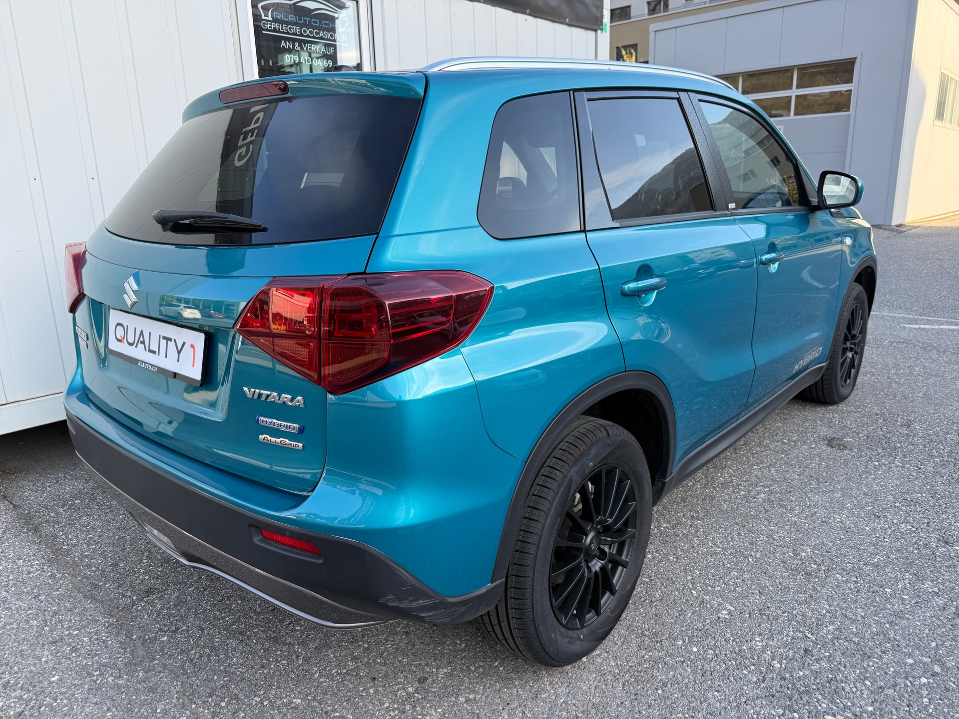 SUZUKI Vitara 1.4 Boosterjet Compact Top Hybrid-showroom-element-3