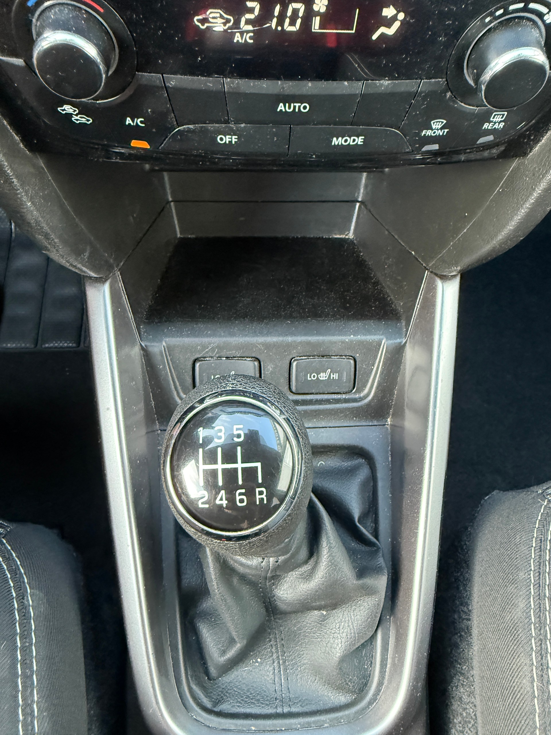 SUZUKI Vitara 1.4 Boosterjet Compact Top Hybrid-image-18