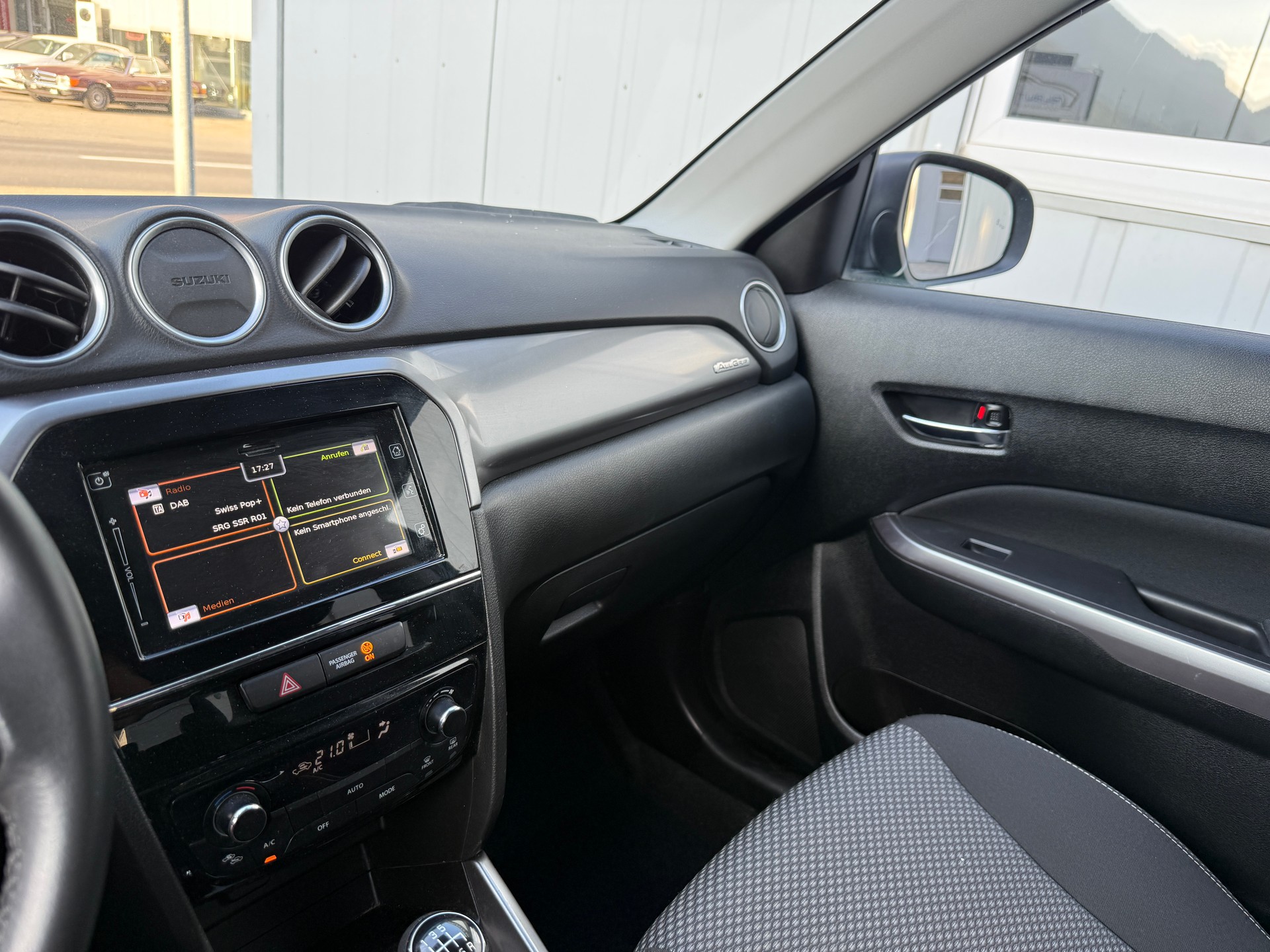 SUZUKI Vitara 1.4 Boosterjet Compact Top Hybrid-image-13
