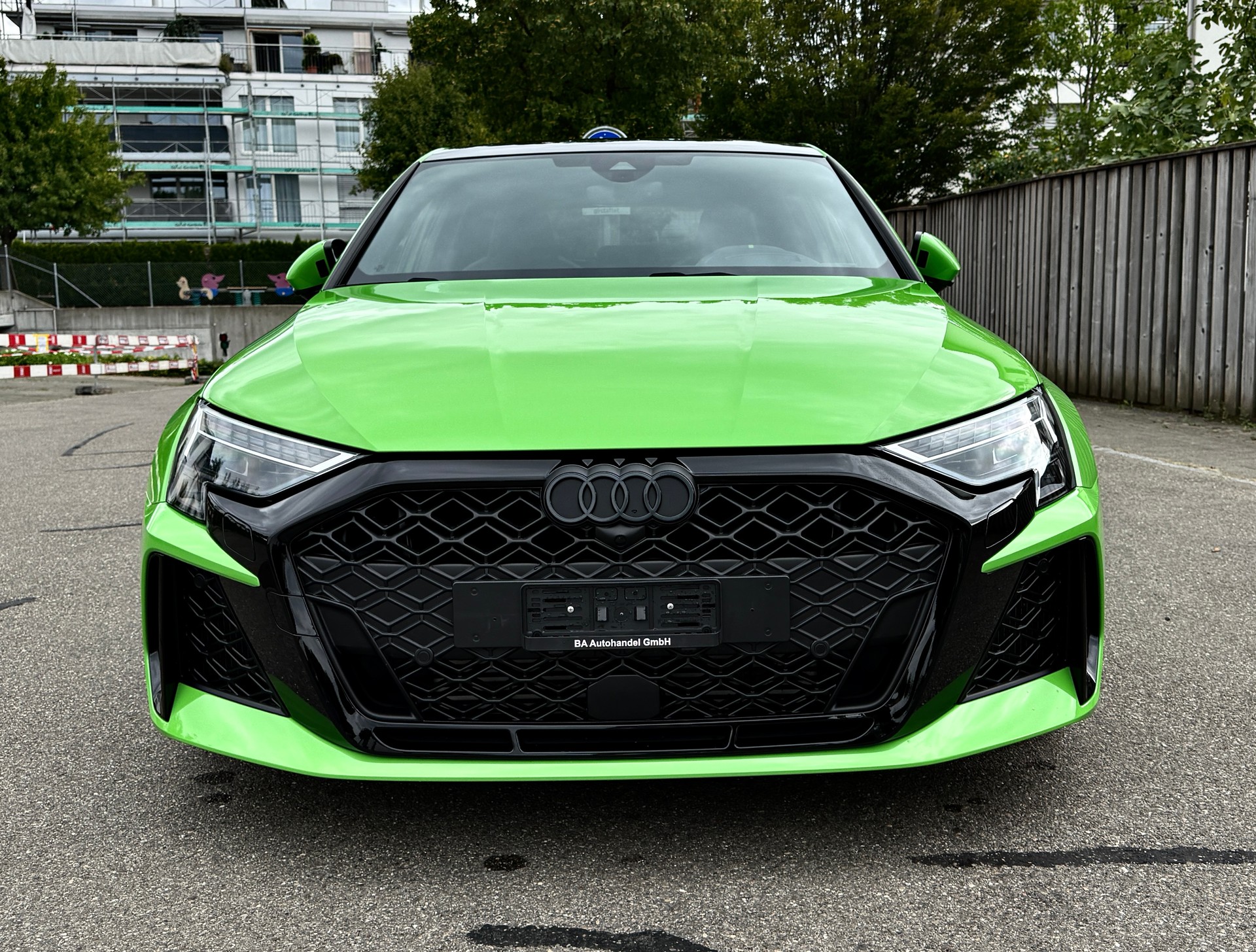 AUDI RS3 SPORTBACK 2.5 TSI QUATTRO S-TRONIC*EL. PANORAM-GLASSCHIEBEDACH*VOLLAUSSTATTUNG*-showroom-element-1