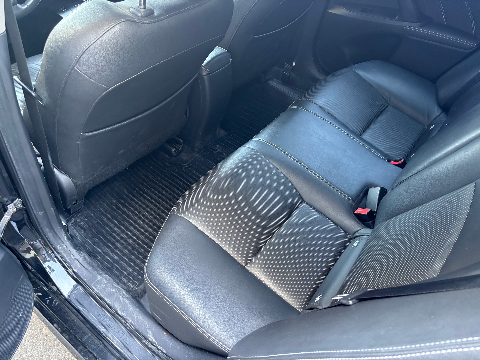 TOYOTA 2.0 CDTI-image-11