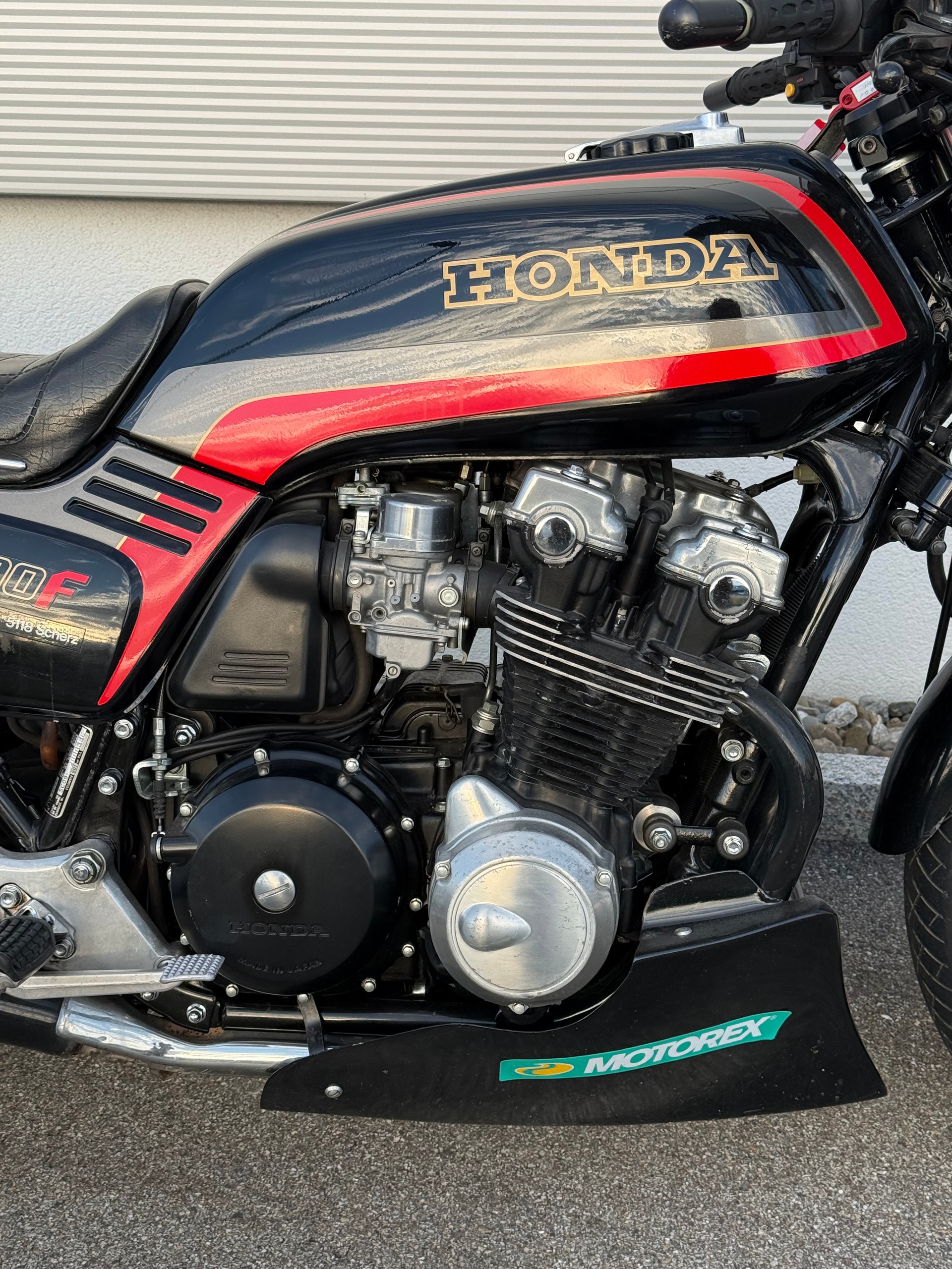 HONDA CB 900 F-image-4