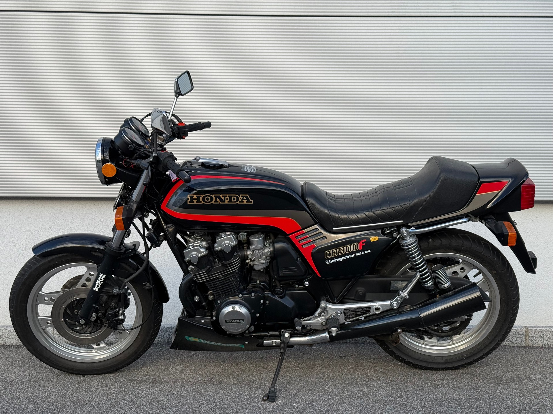 HONDA CB 900 F-image-6