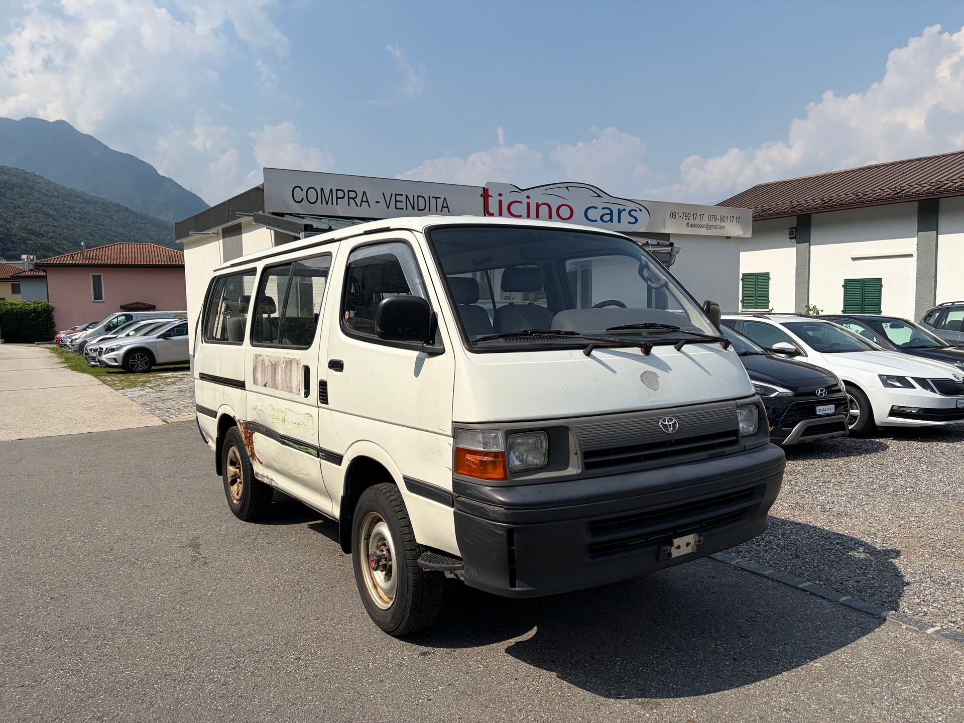 TOYOTA Hiace 2.4 4x4 Saloon Jub.