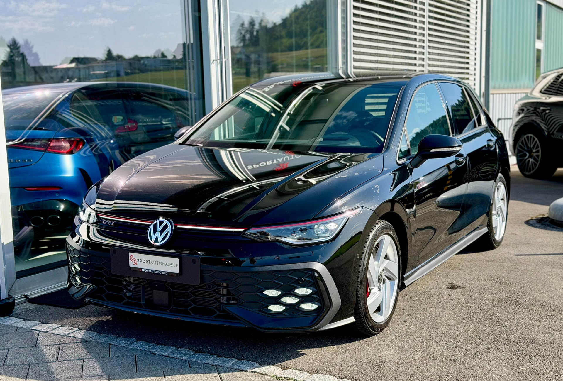 VW Golf 2.0 TSI GTI DSG *CH Fahrzeug*-showroom-element-3
