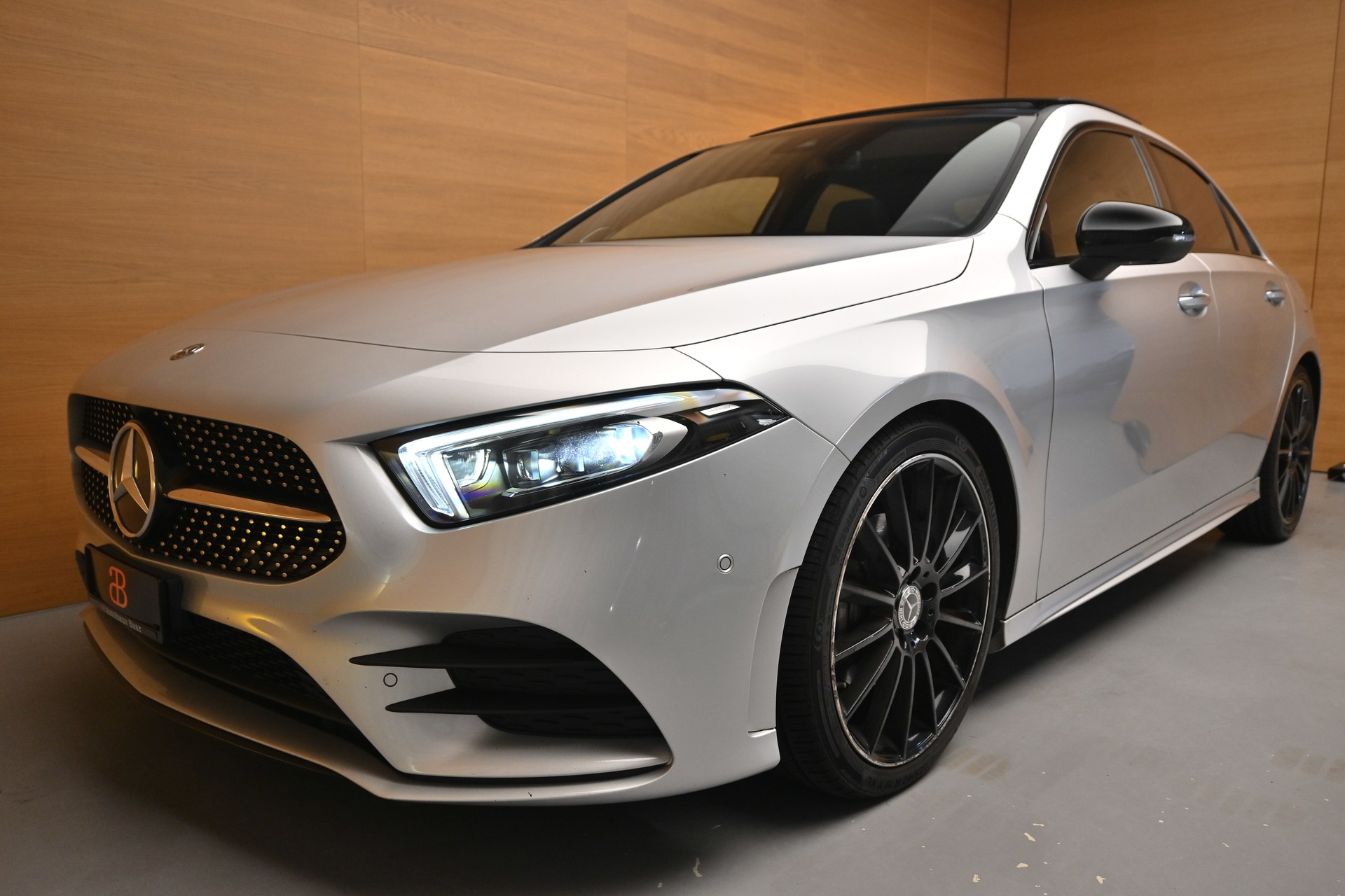 MERCEDES-BENZ A 200 AMG Line 7G-DCT*Limousine*-showroom-element-2