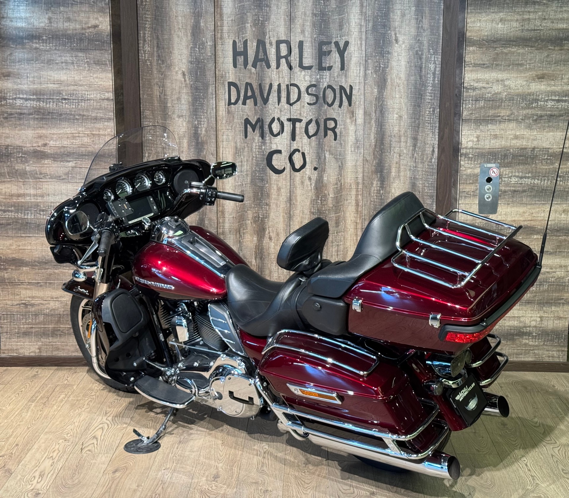 HARLEY-DAVIDSON FLHTK Electra Glide Ultra Limited-image-4
