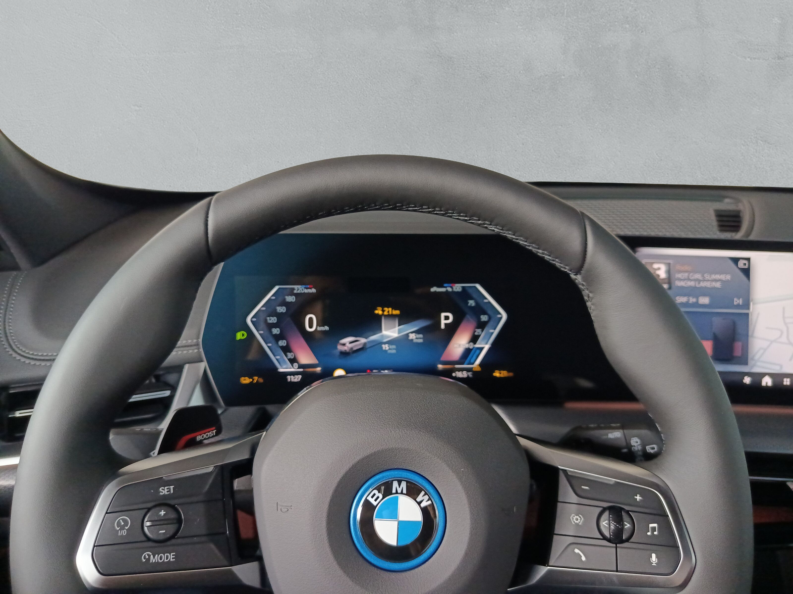 BMW iX1 eDrive 20 Edition M Sport-image-22