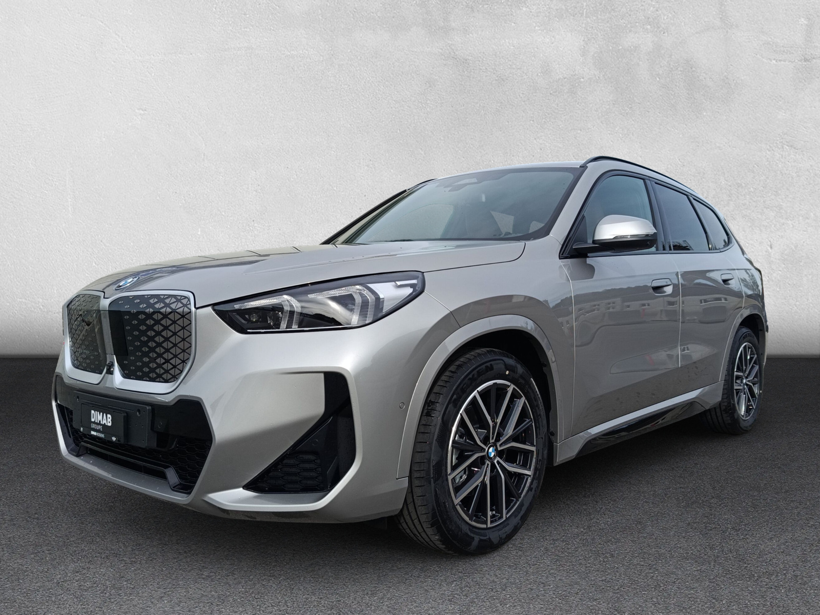 BMW iX1 eDrive 20 Edition M Sport-image-8