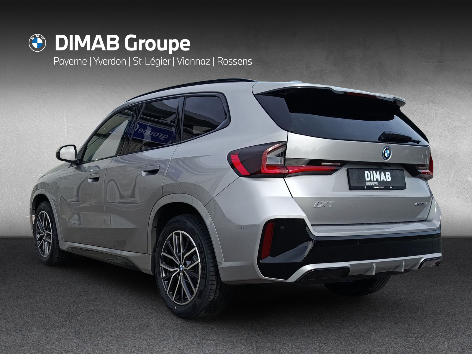 BMW iX1 eDrive 20 Edition M Sport-showroom-element-2