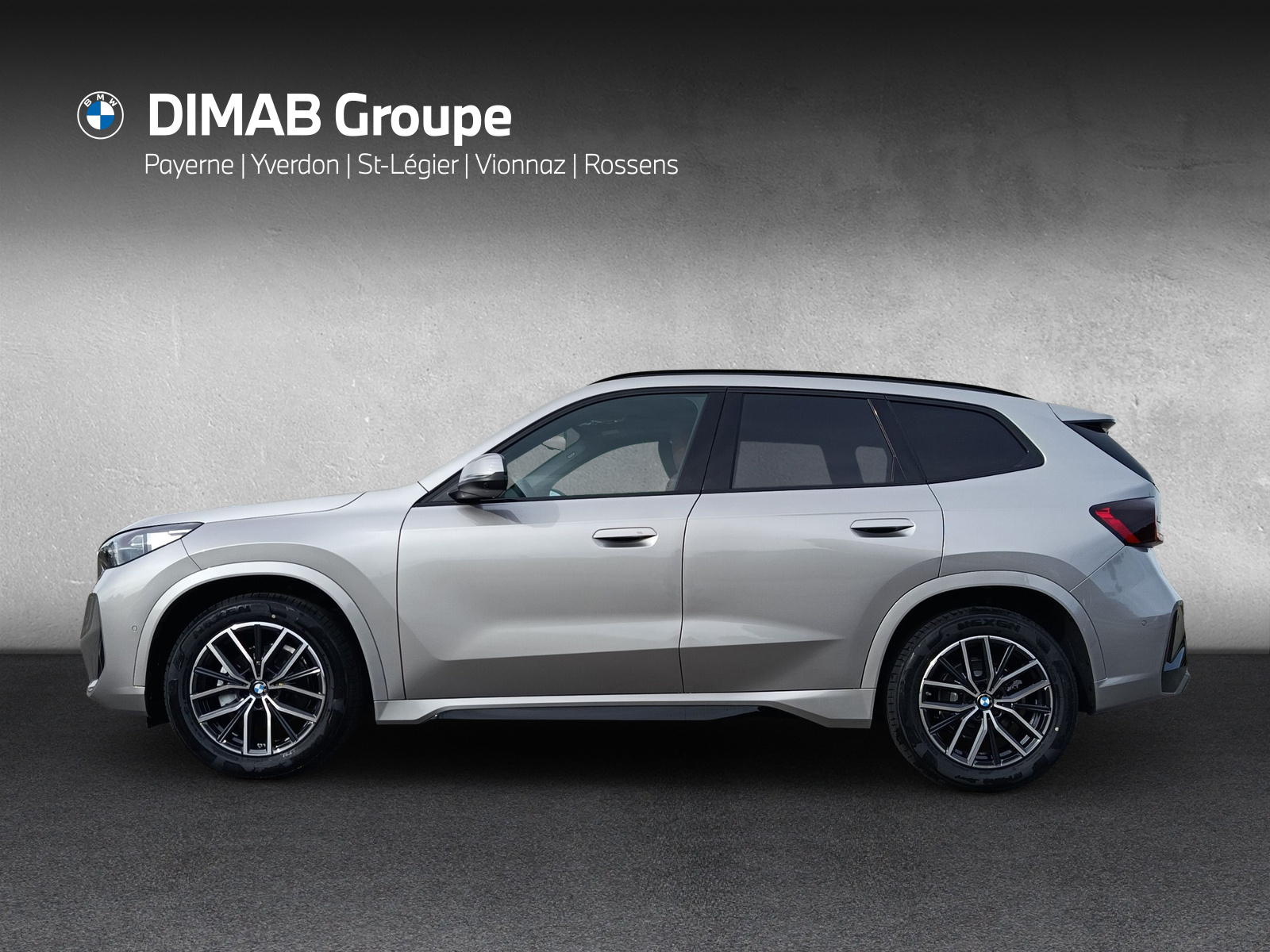 BMW iX1 eDrive 20 Edition M Sport-showroom-element-1