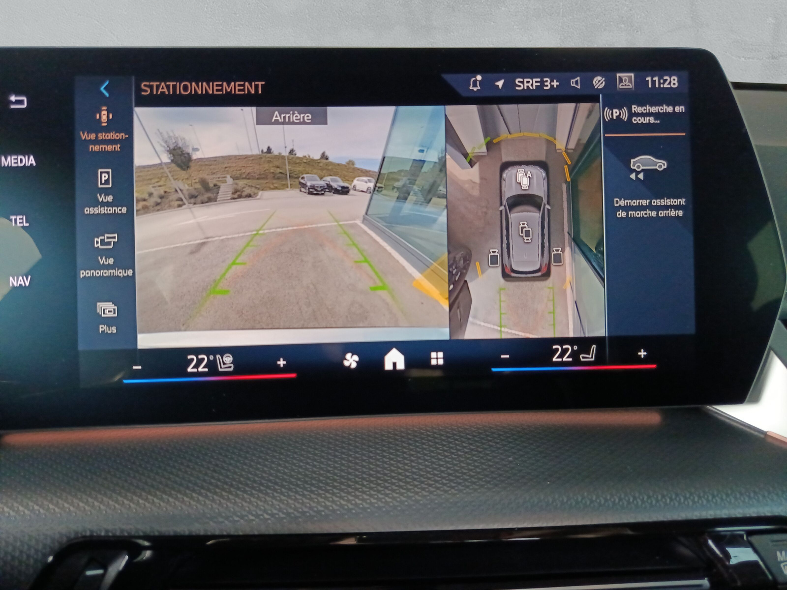 BMW iX1 eDrive 20 Edition M Sport-image-19