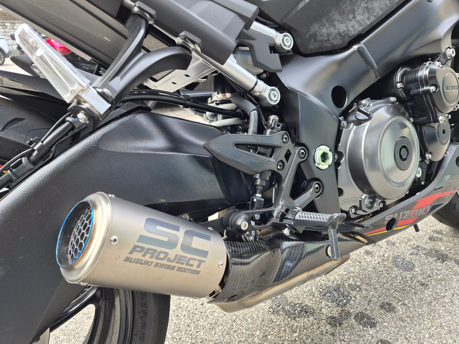 SUZUKI GSX-S 1000 EVO-image-3