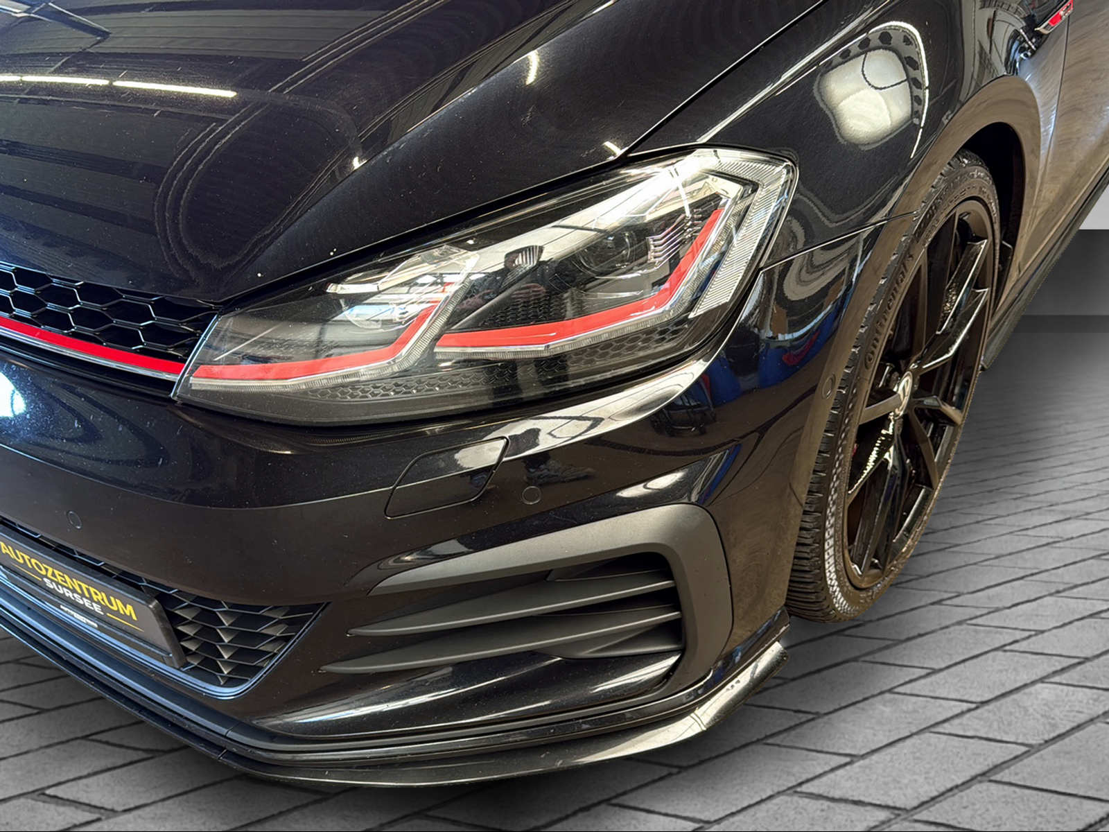 VW Golf VII 2.0 TSI GTI TCR DSG-showroom-element-1