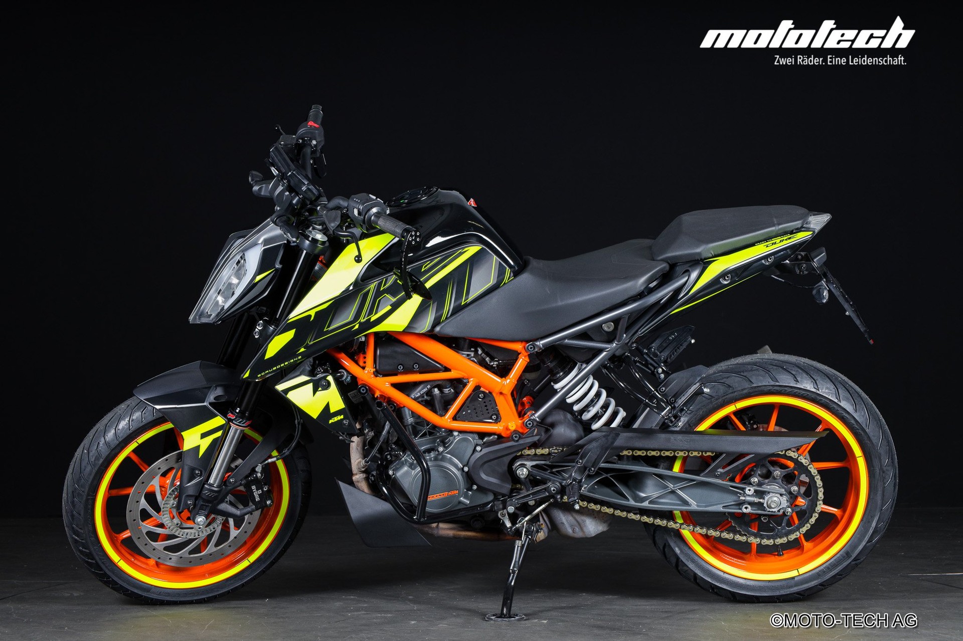 KTM 125 Duke-image-4